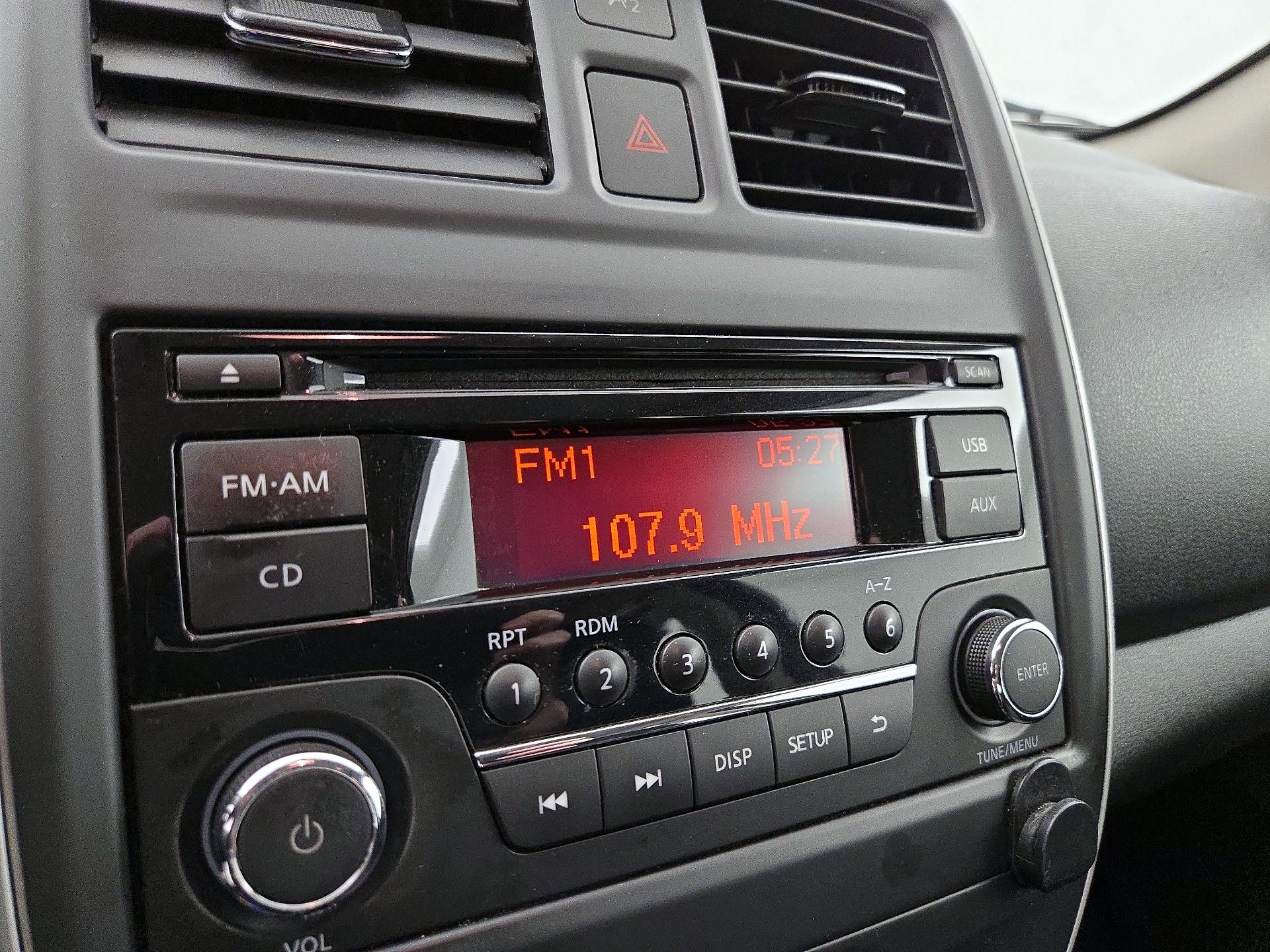 Thumbnail: 2017 Nissan Versa - 14