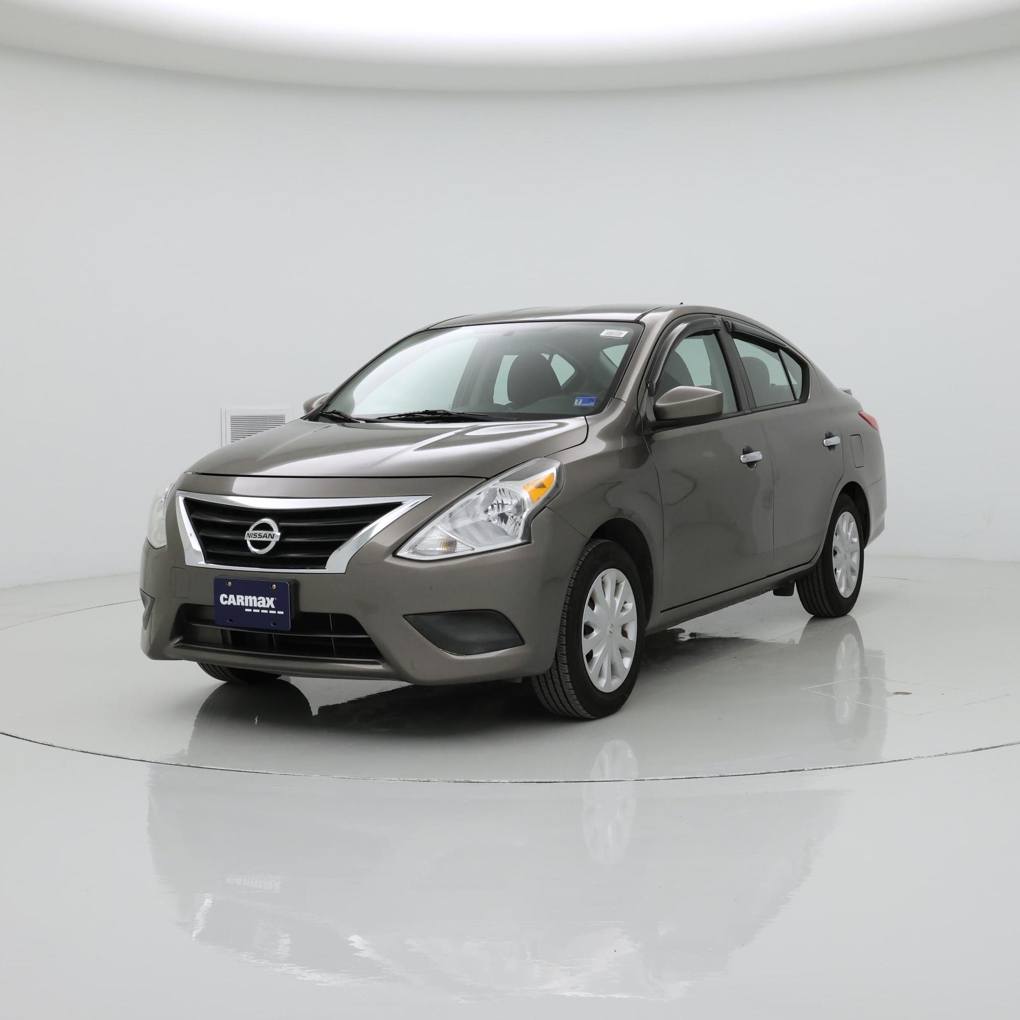 Thumbnail: 2017 Nissan Versa - 4