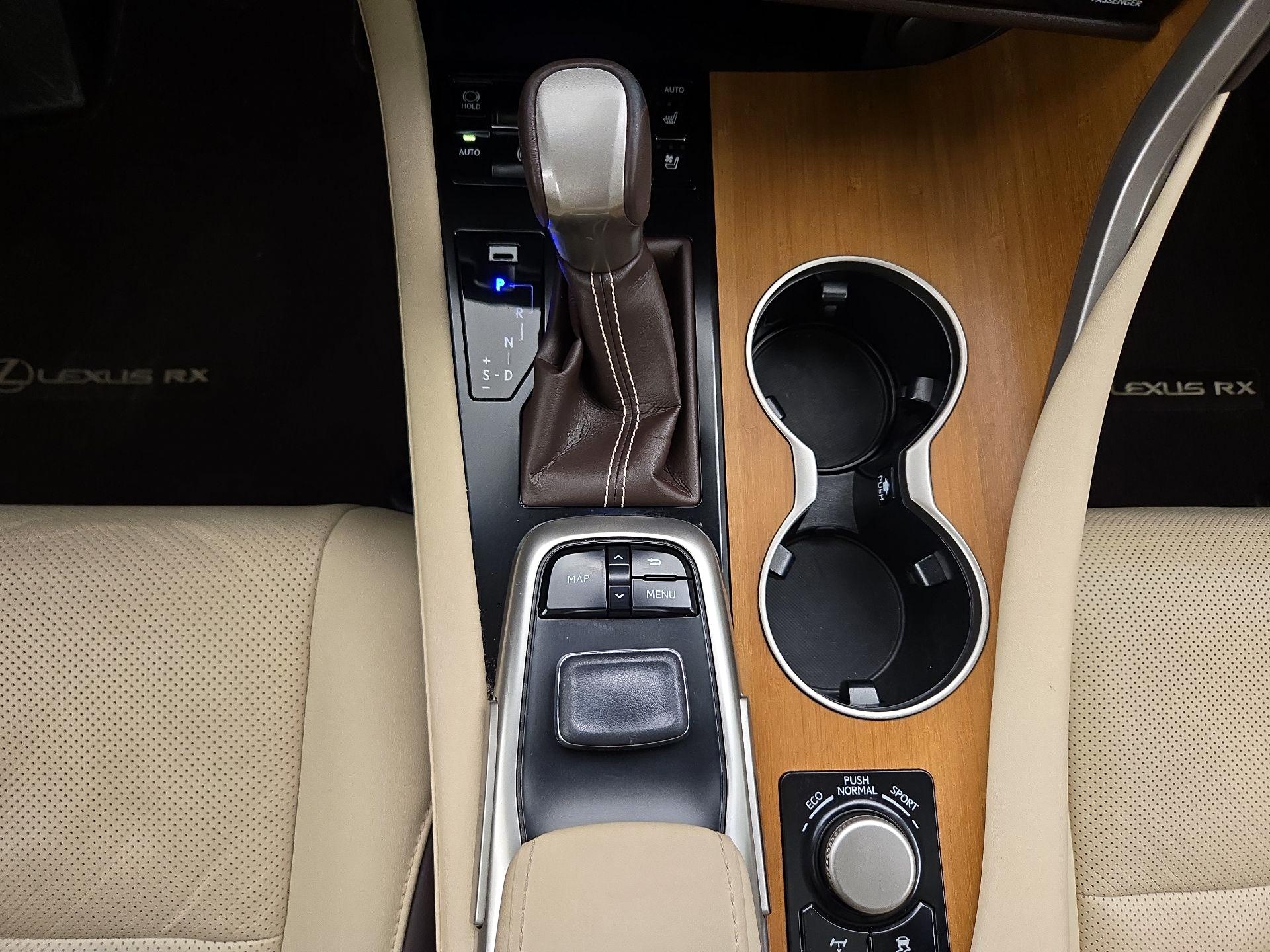 Thumbnail: 2018 Lexus RX - 18