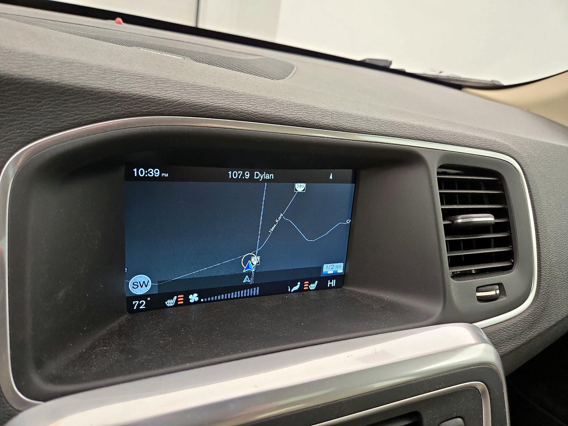 Thumbnail: 2016 Volvo S60 - 14