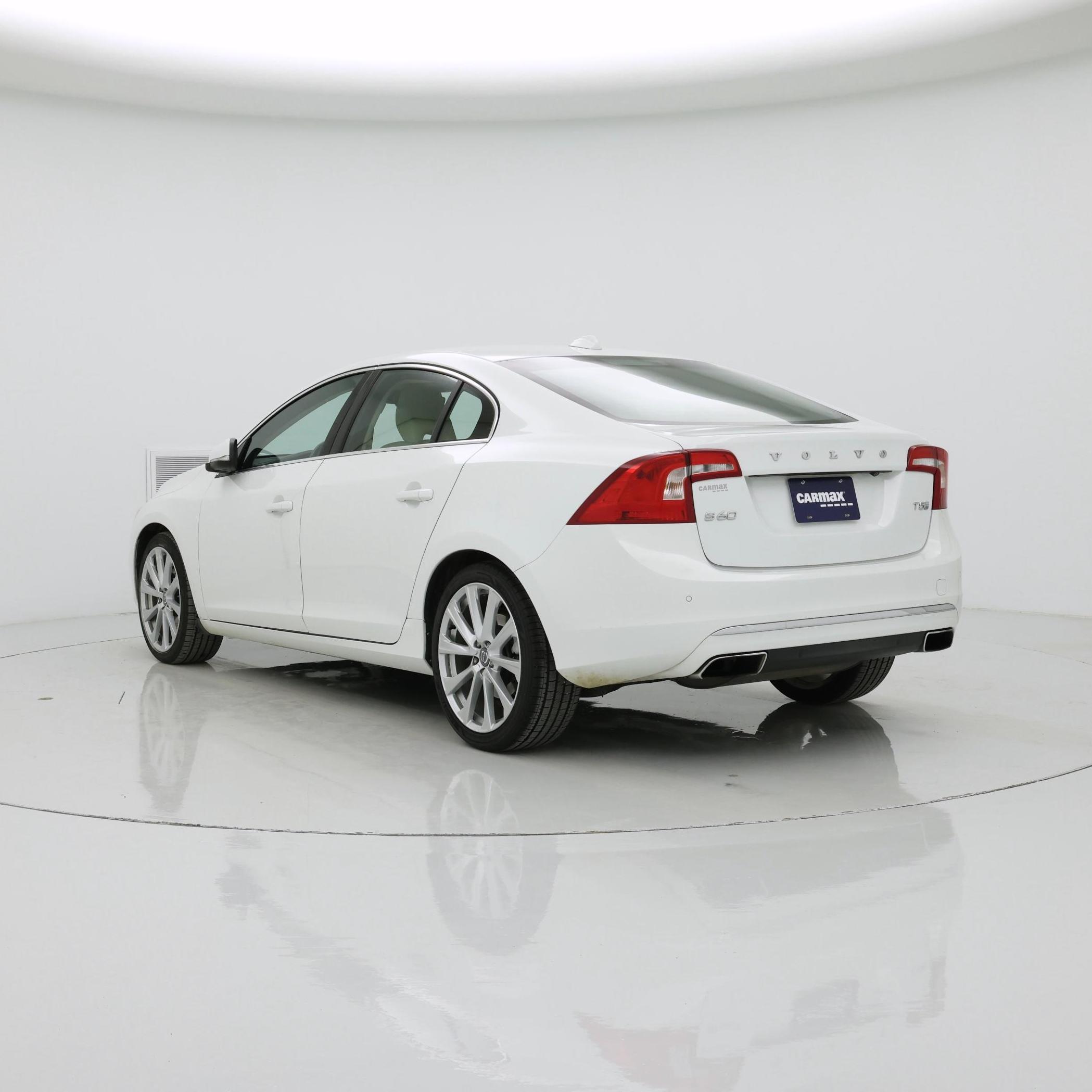 Thumbnail: 2016 Volvo S60 - 2