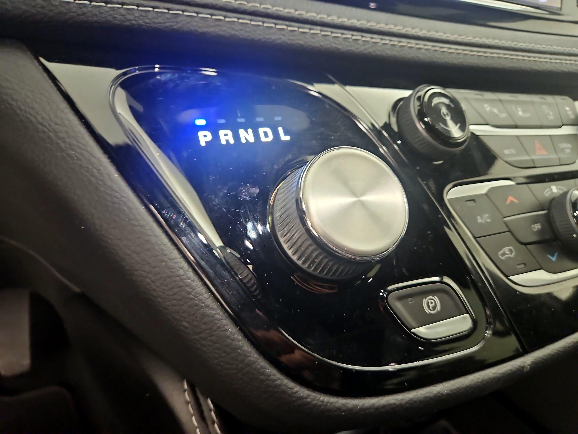 Thumbnail: 2021 Chrysler Pacifica - 18