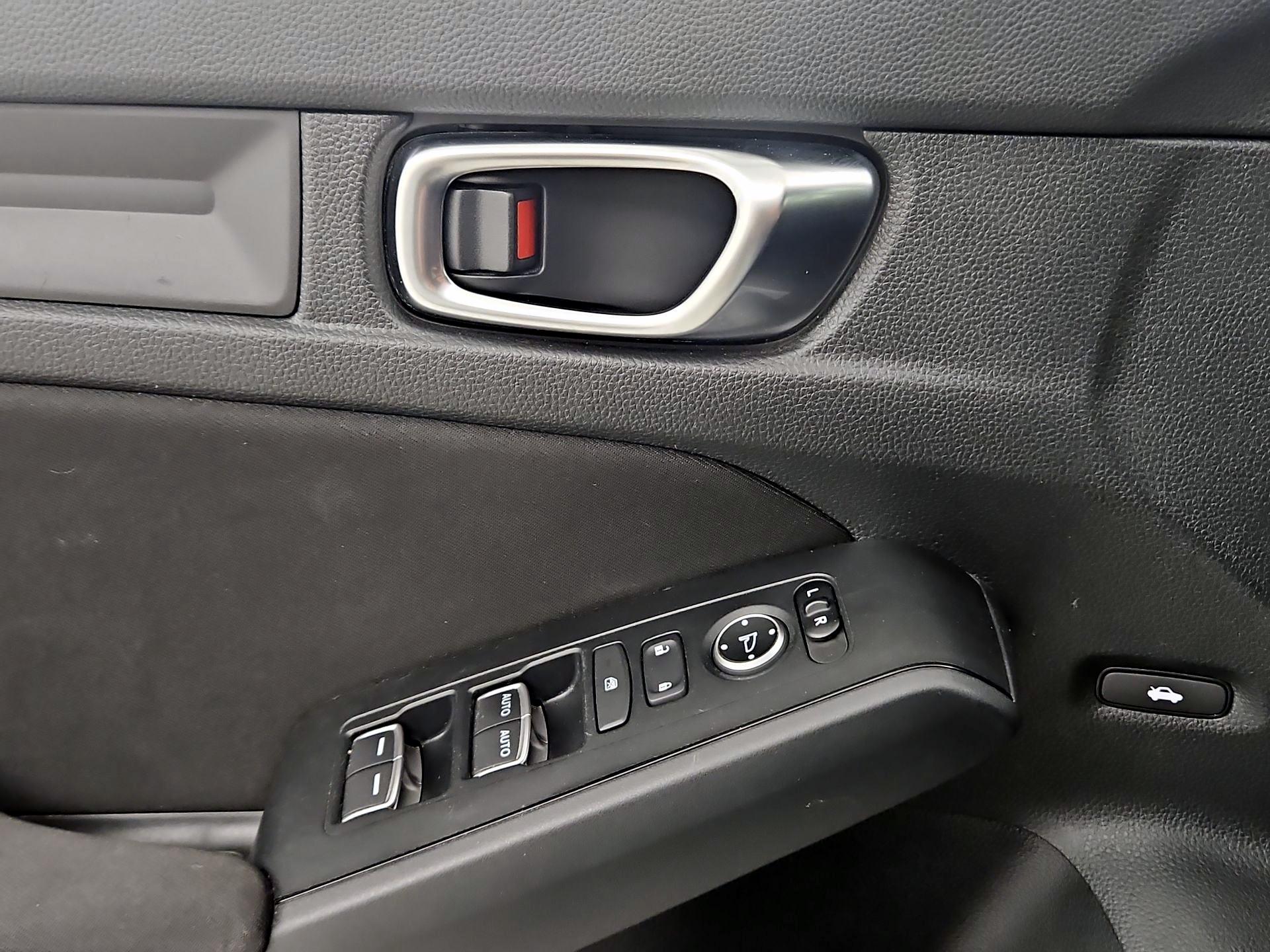 Thumbnail: 2023 Honda Civic - 12