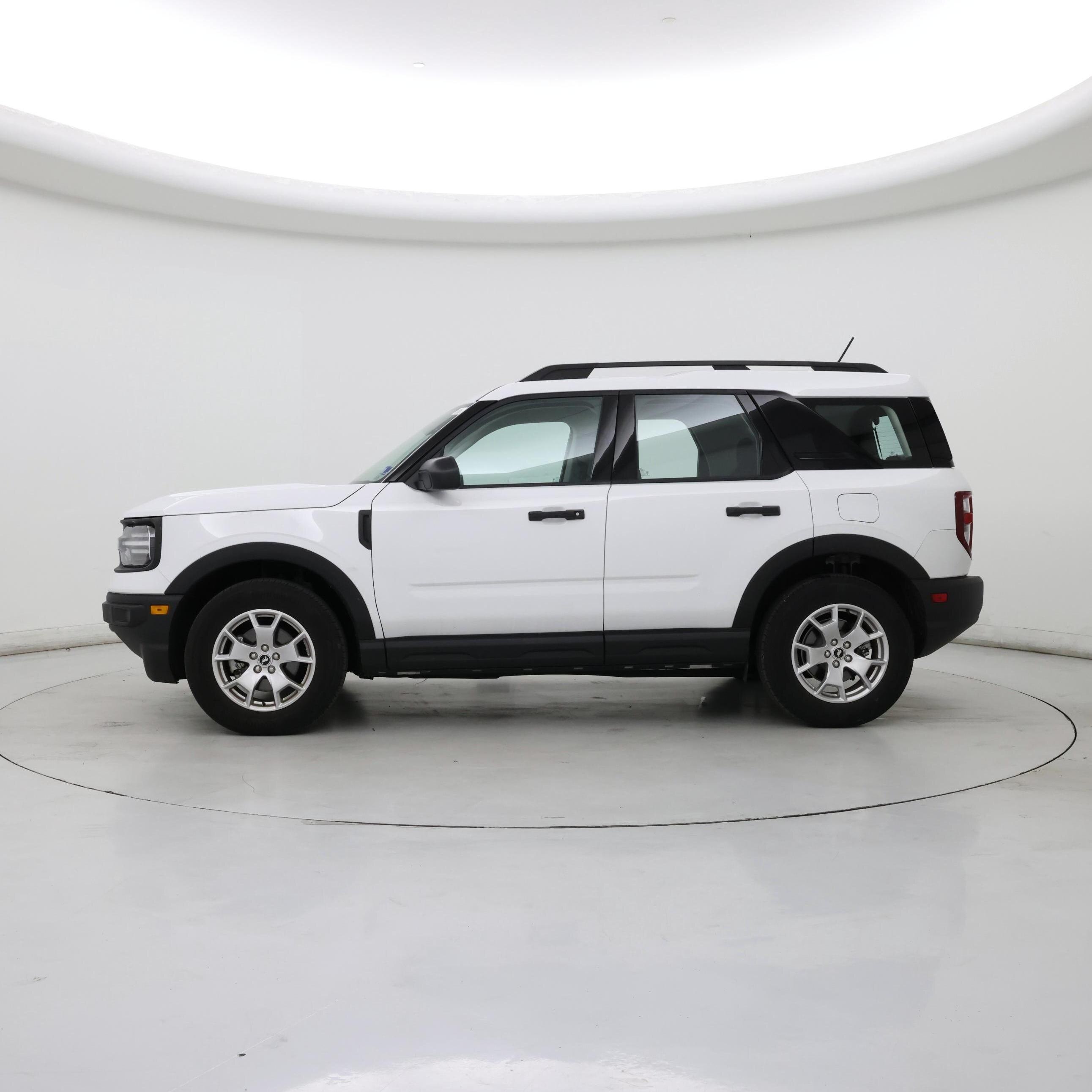 Thumbnail: 2023 Ford Bronco Sport - 3