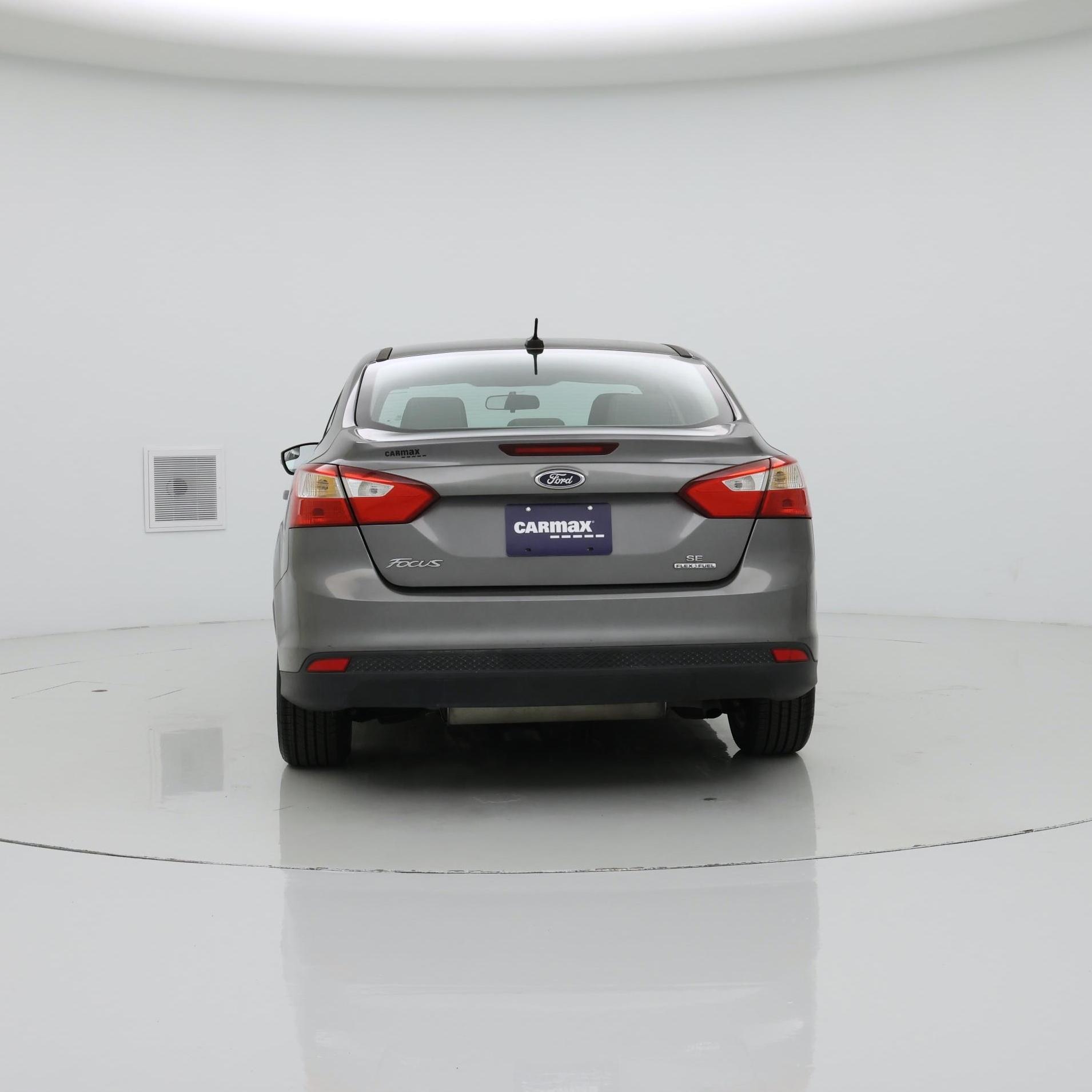 Thumbnail: 2014 Ford Focus - 6