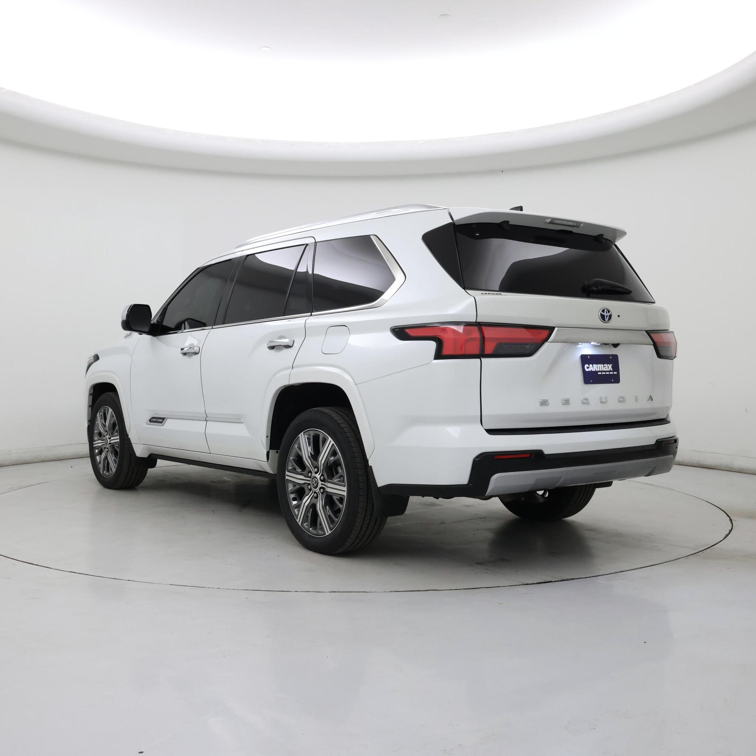 Thumbnail: 2023 Toyota Sequoia - 2