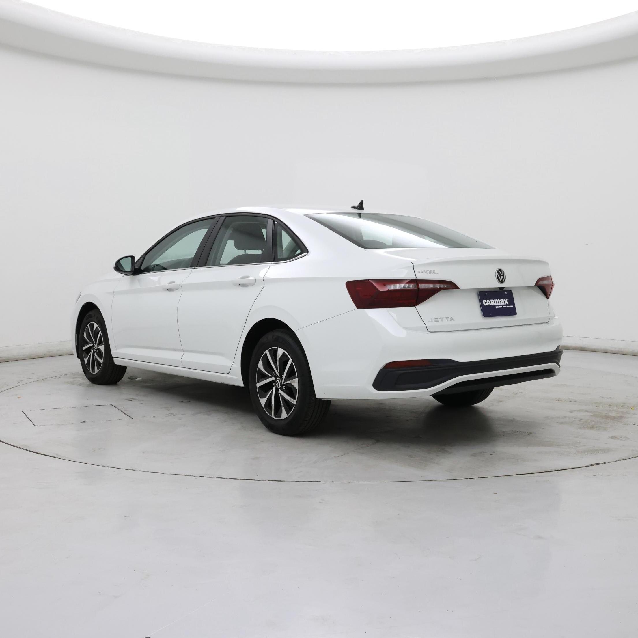 Thumbnail: 2024 Volkswagen Jetta - 2