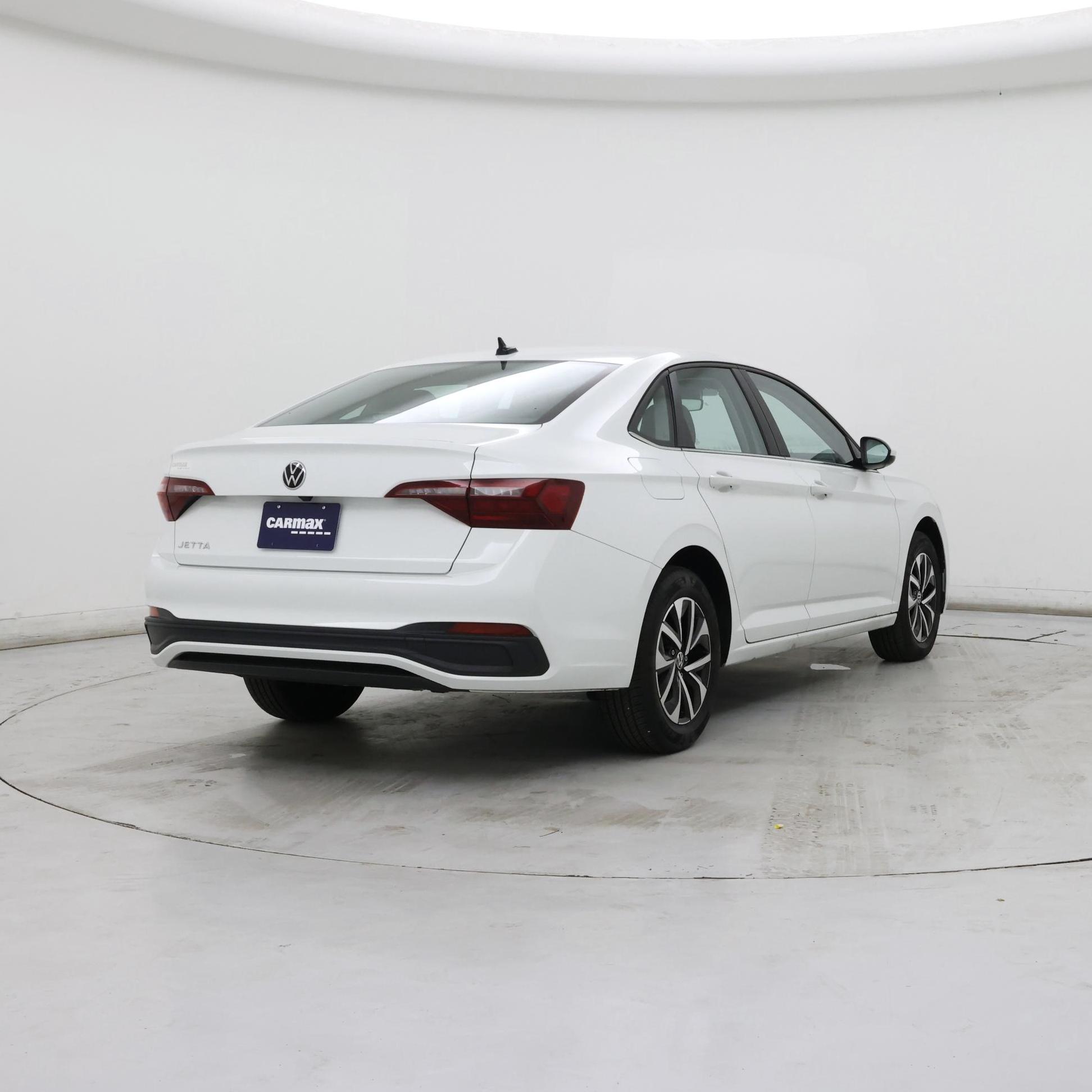 Thumbnail: 2024 Volkswagen Jetta - 8