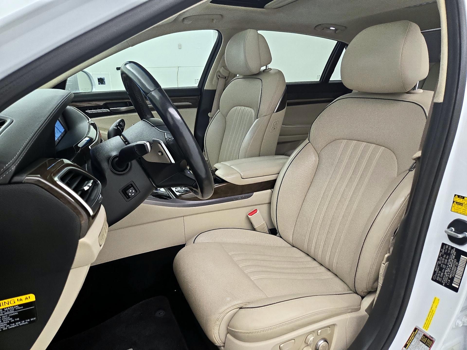 Thumbnail: 2017 Genesis G90 - 11