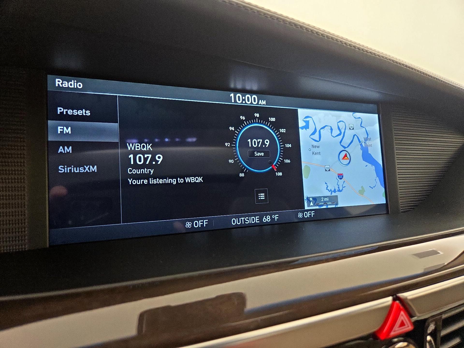 Thumbnail: 2017 Genesis G90 - 16