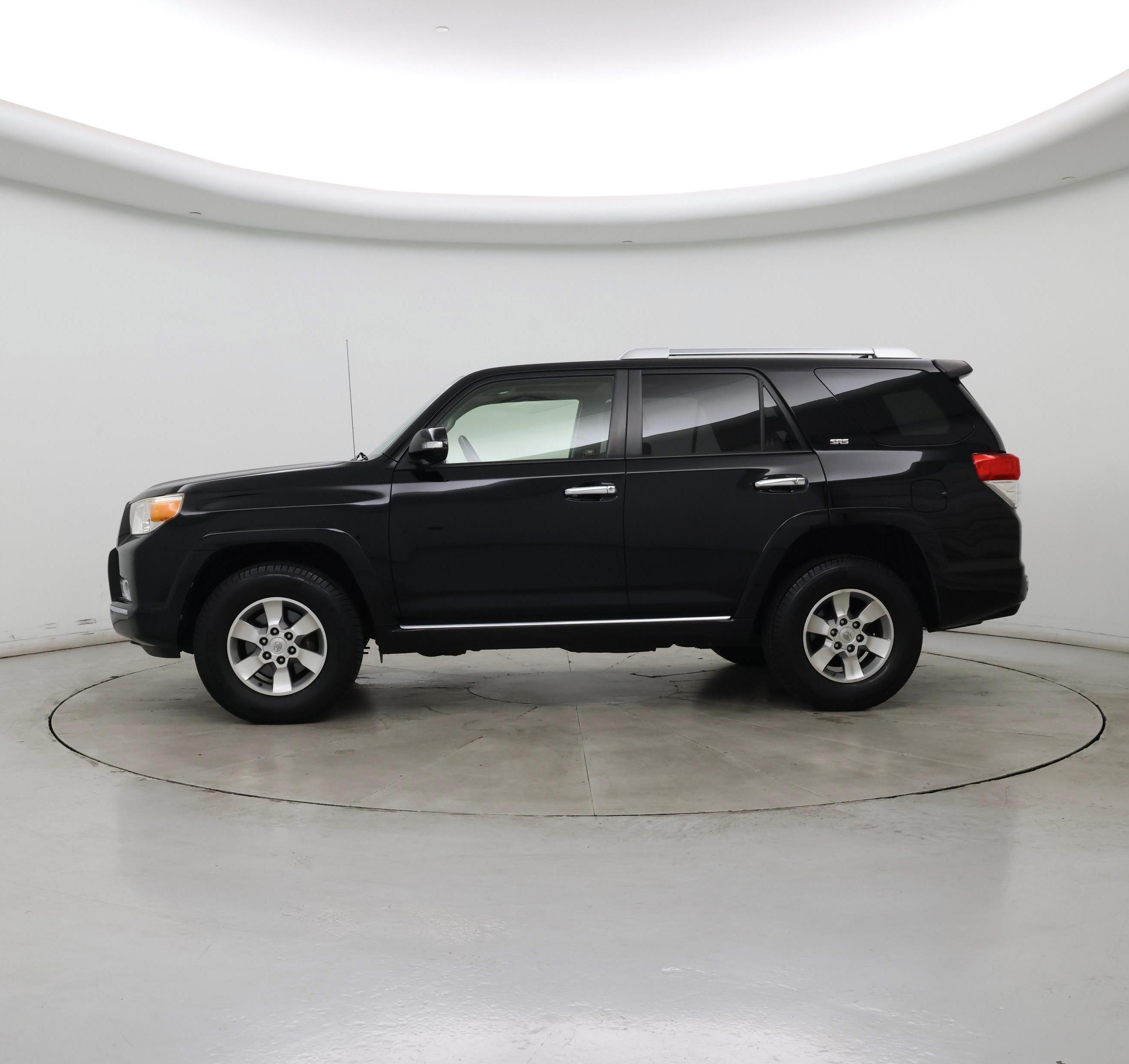 Thumbnail: 2013 Toyota 4Runner - 3