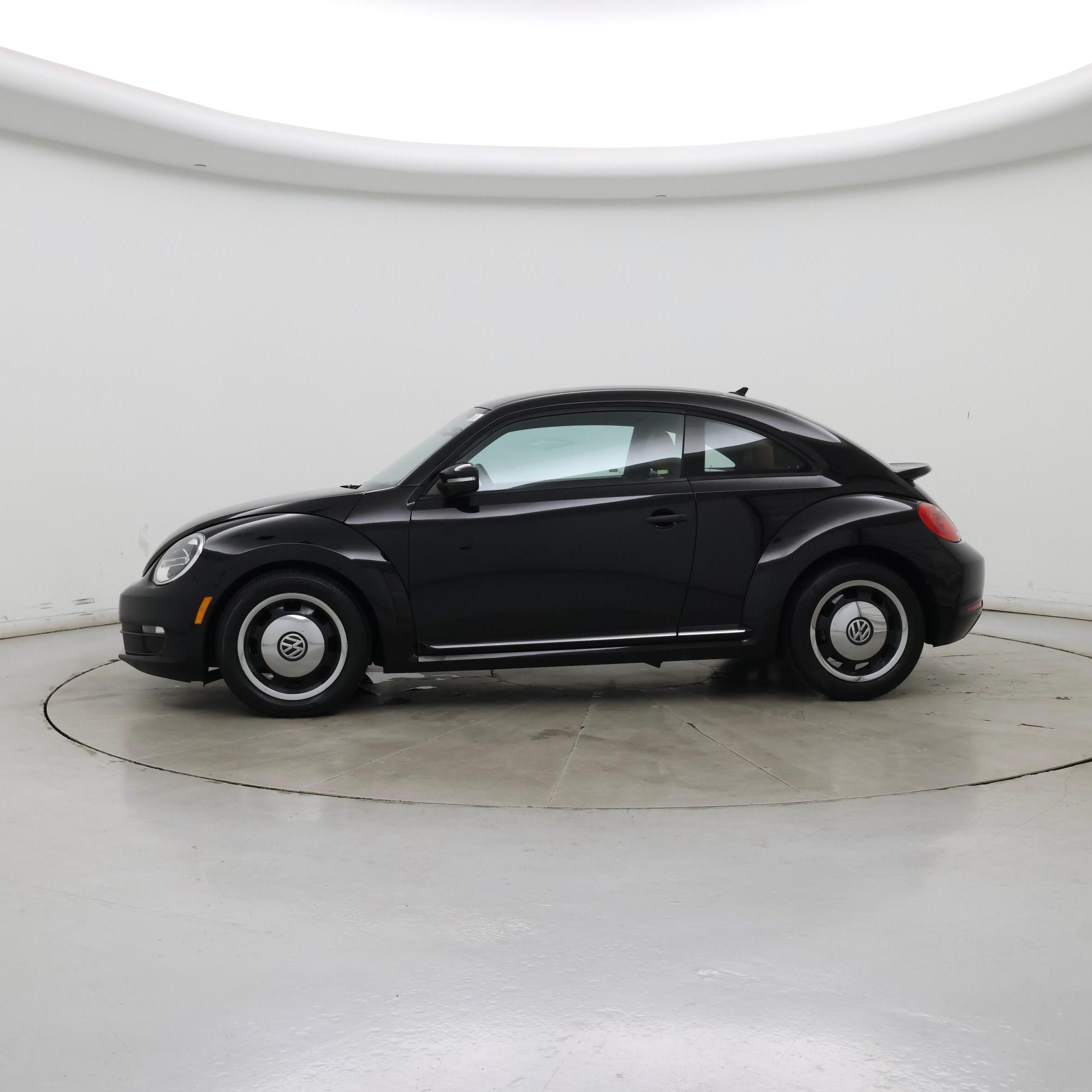 Thumbnail: 2015 Volkswagen Beetle - 3