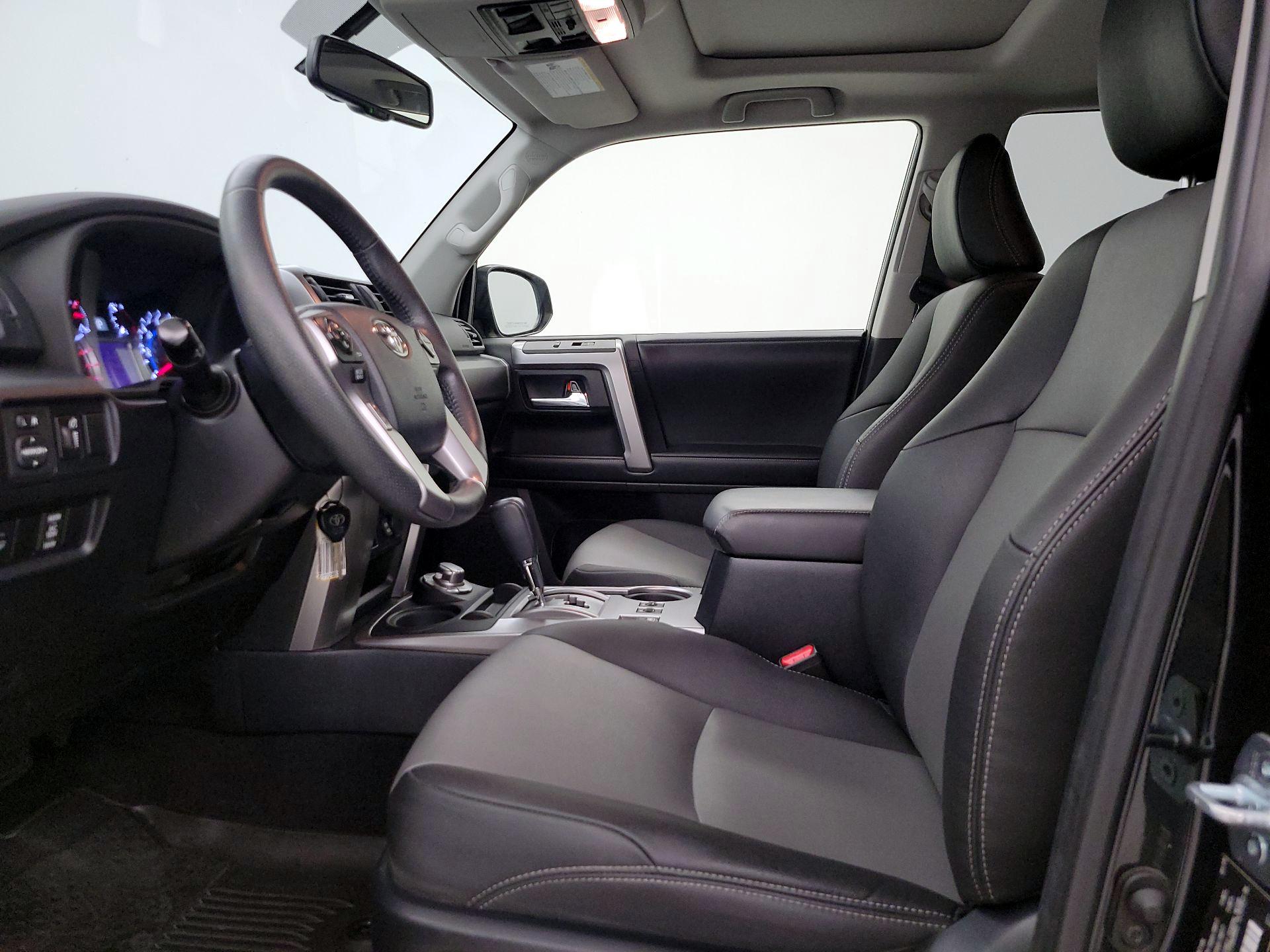 Thumbnail: 2019 Toyota 4Runner - 11