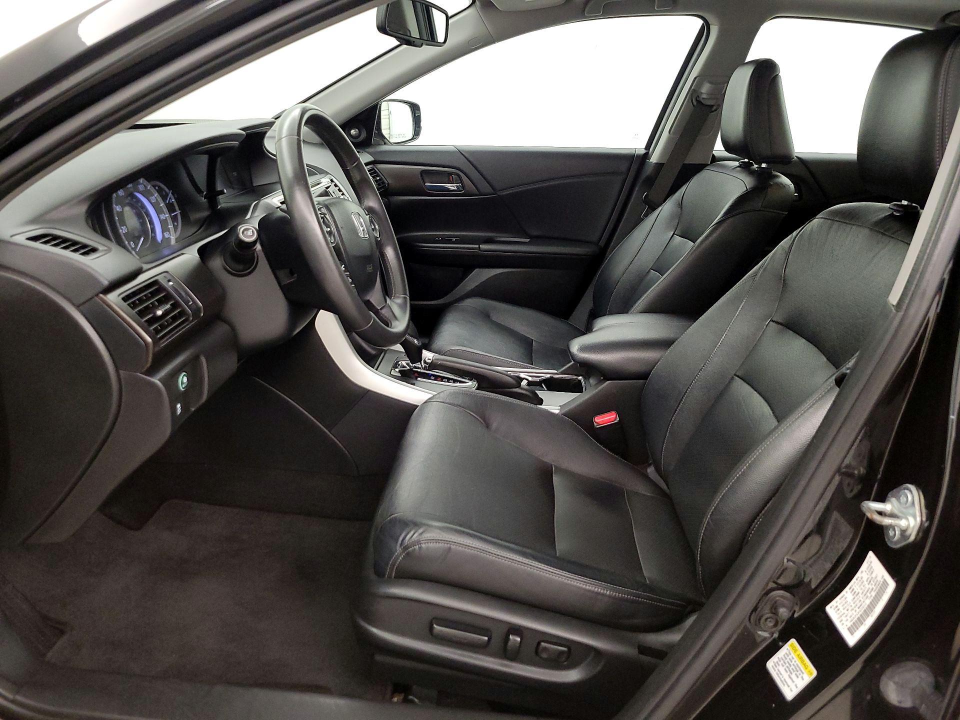 Thumbnail: 2015 Honda Accord - 11