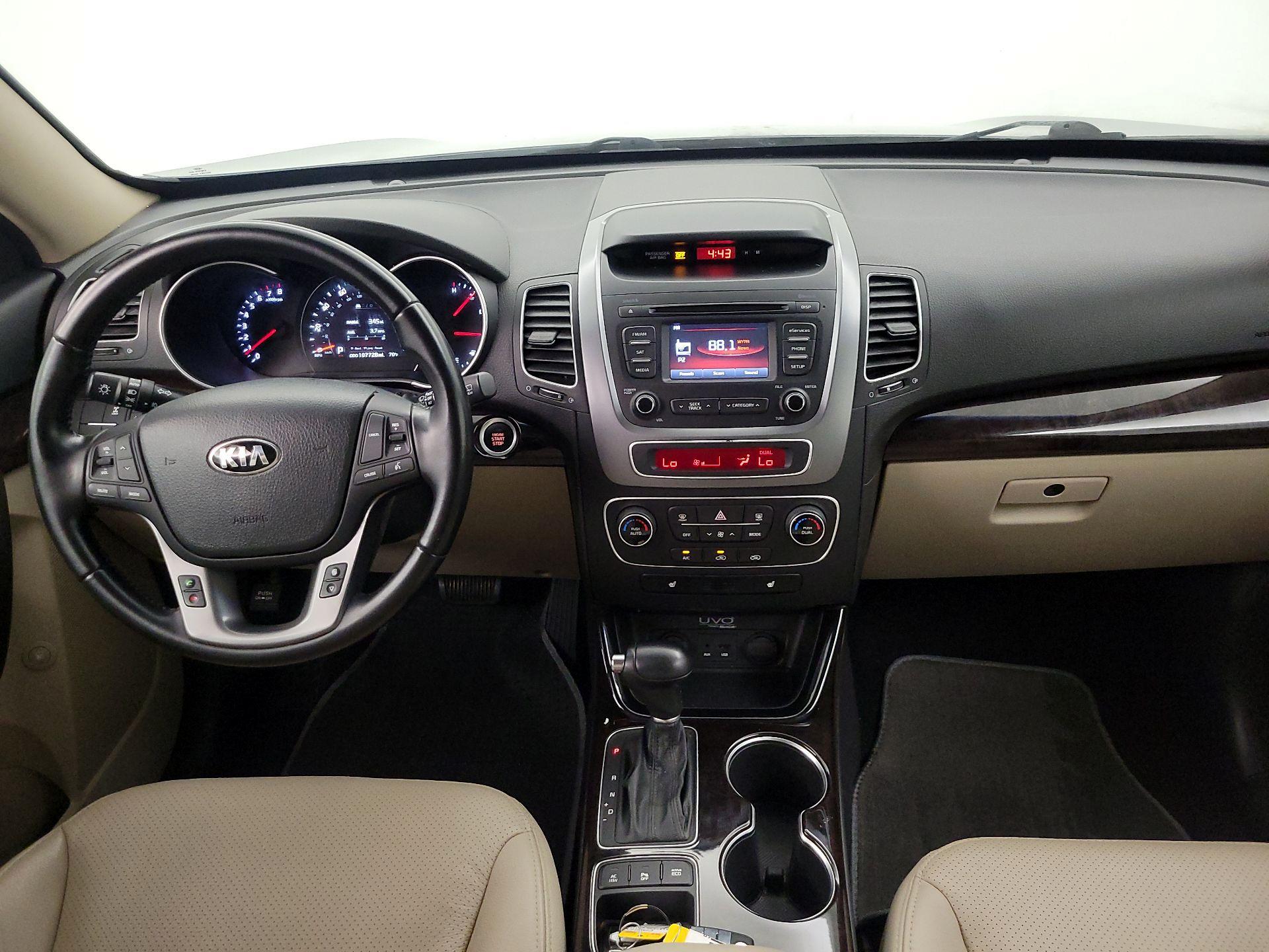 Thumbnail: 2014 Kia Sorento - 9