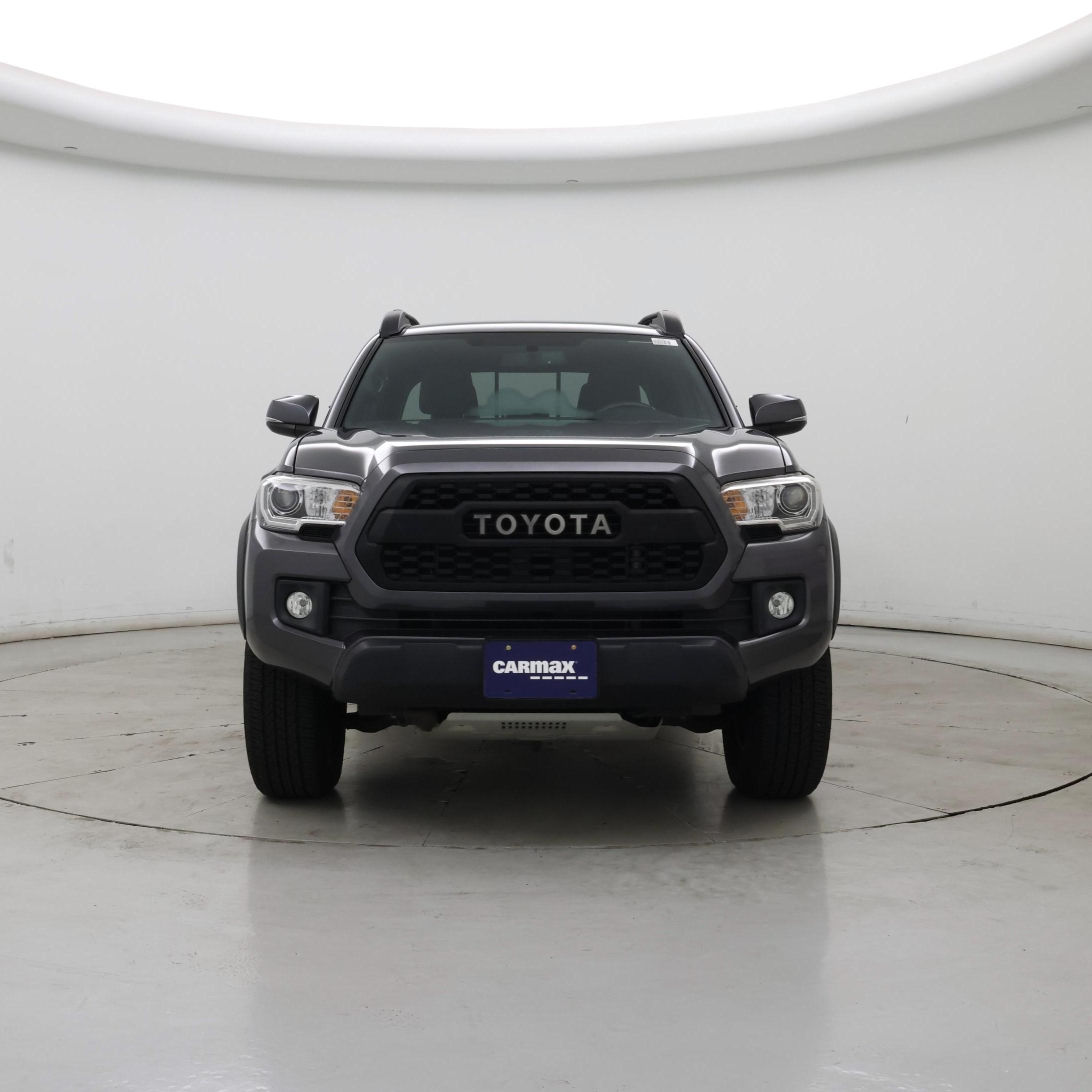 Thumbnail: 2017 Toyota Tacoma - 5
