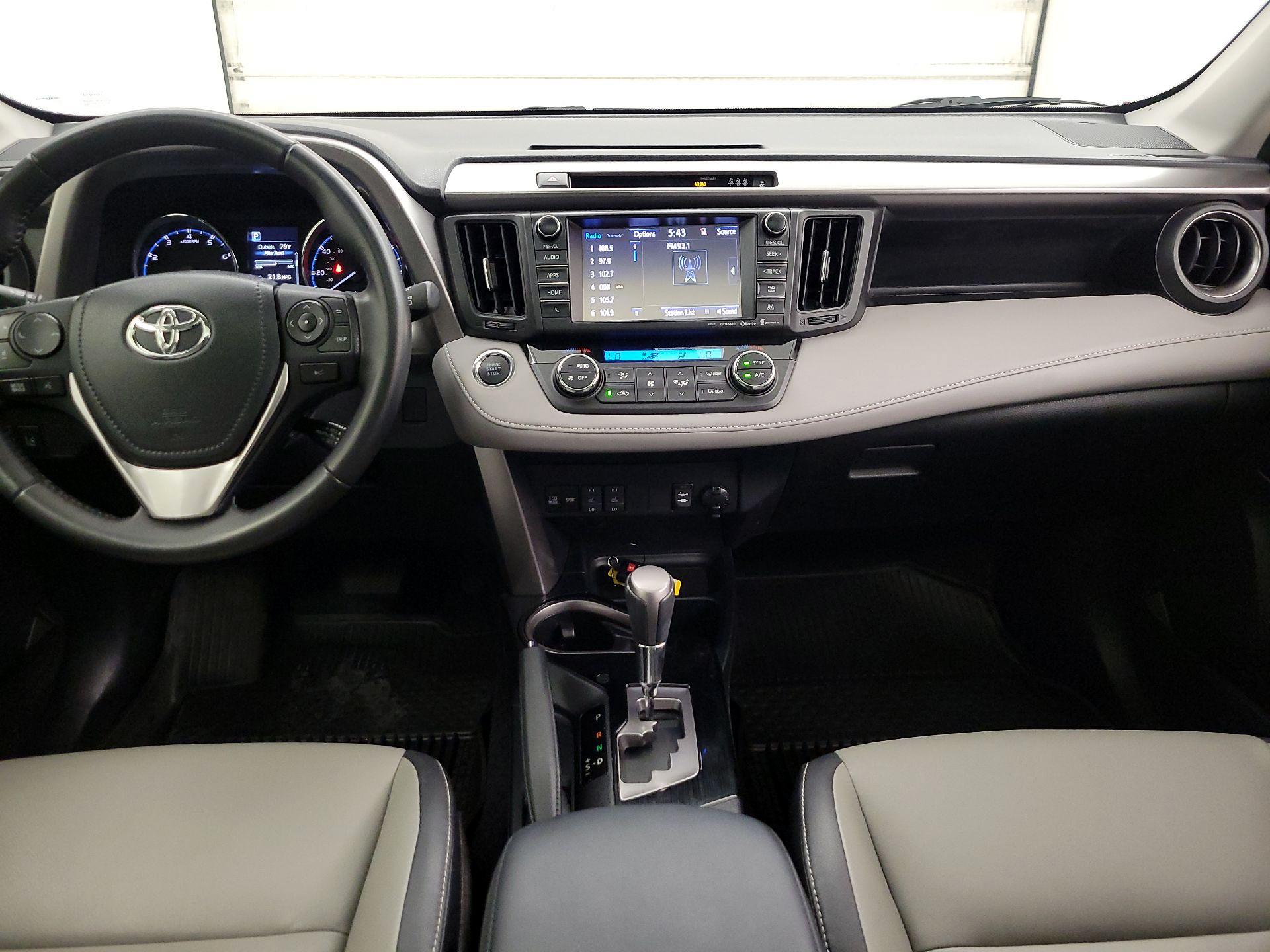 Thumbnail: 2018 Toyota RAV4 - 9