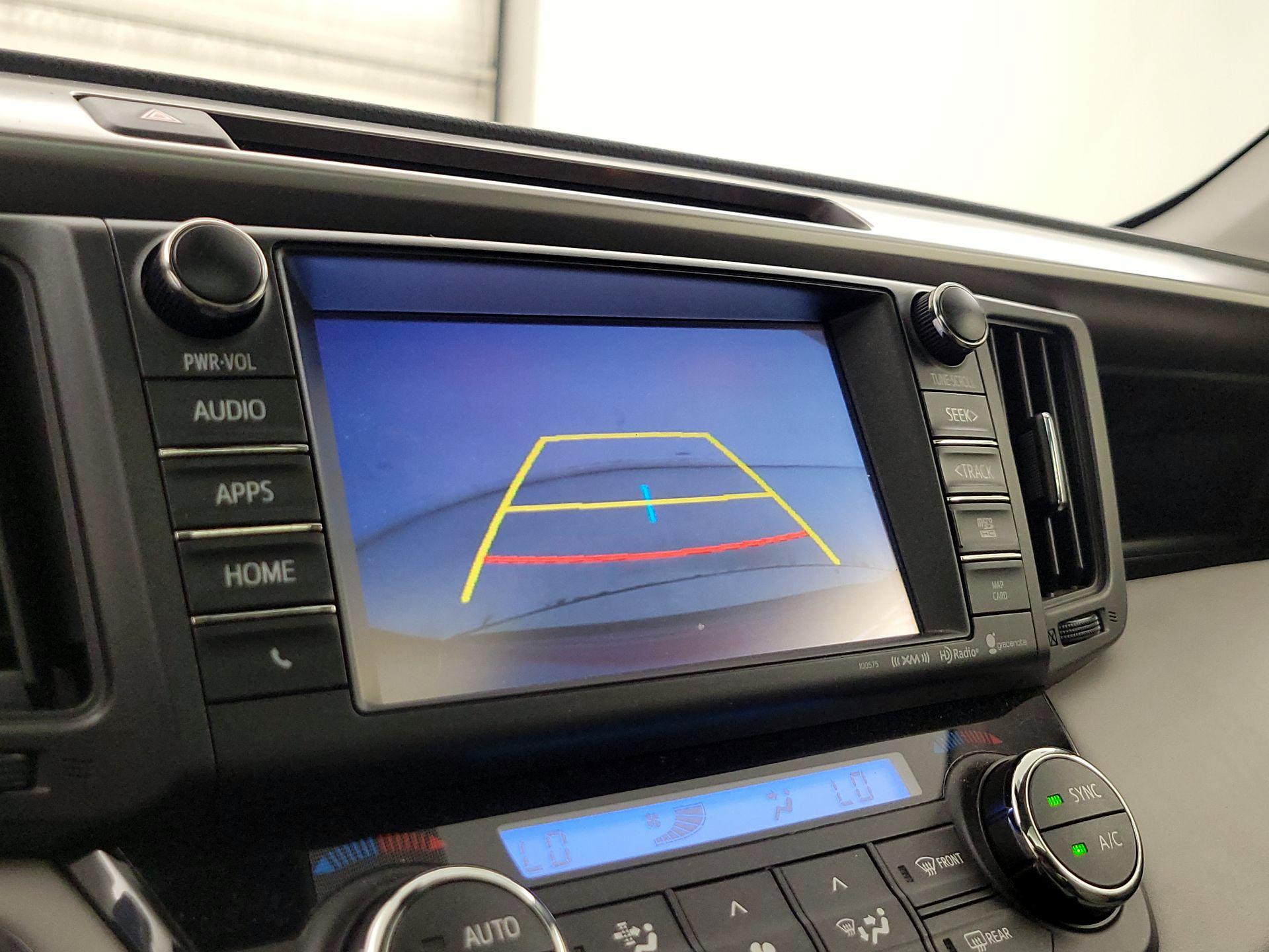 Thumbnail: 2018 Toyota RAV4 - 14
