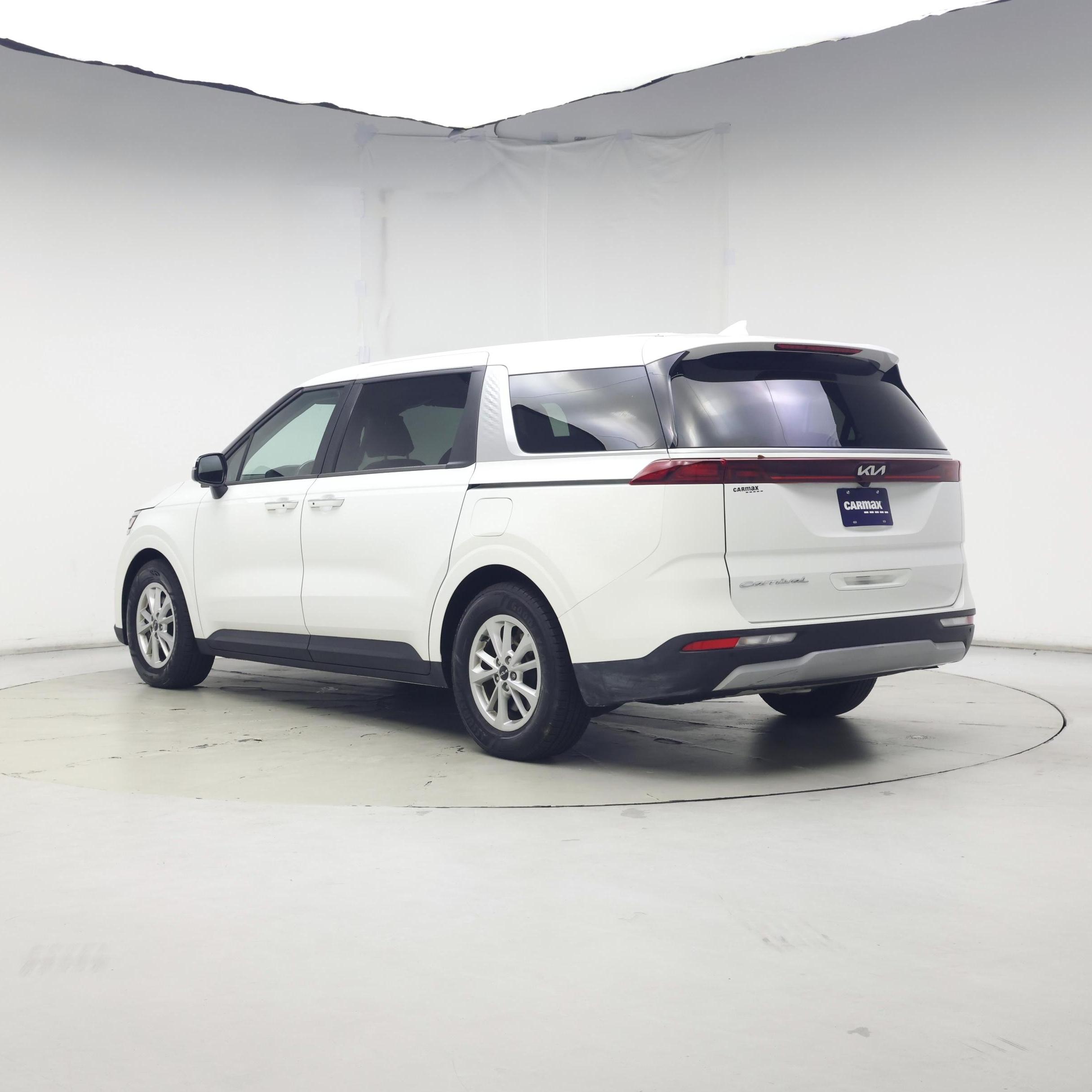 Thumbnail: 2022 Kia Carnival - 2