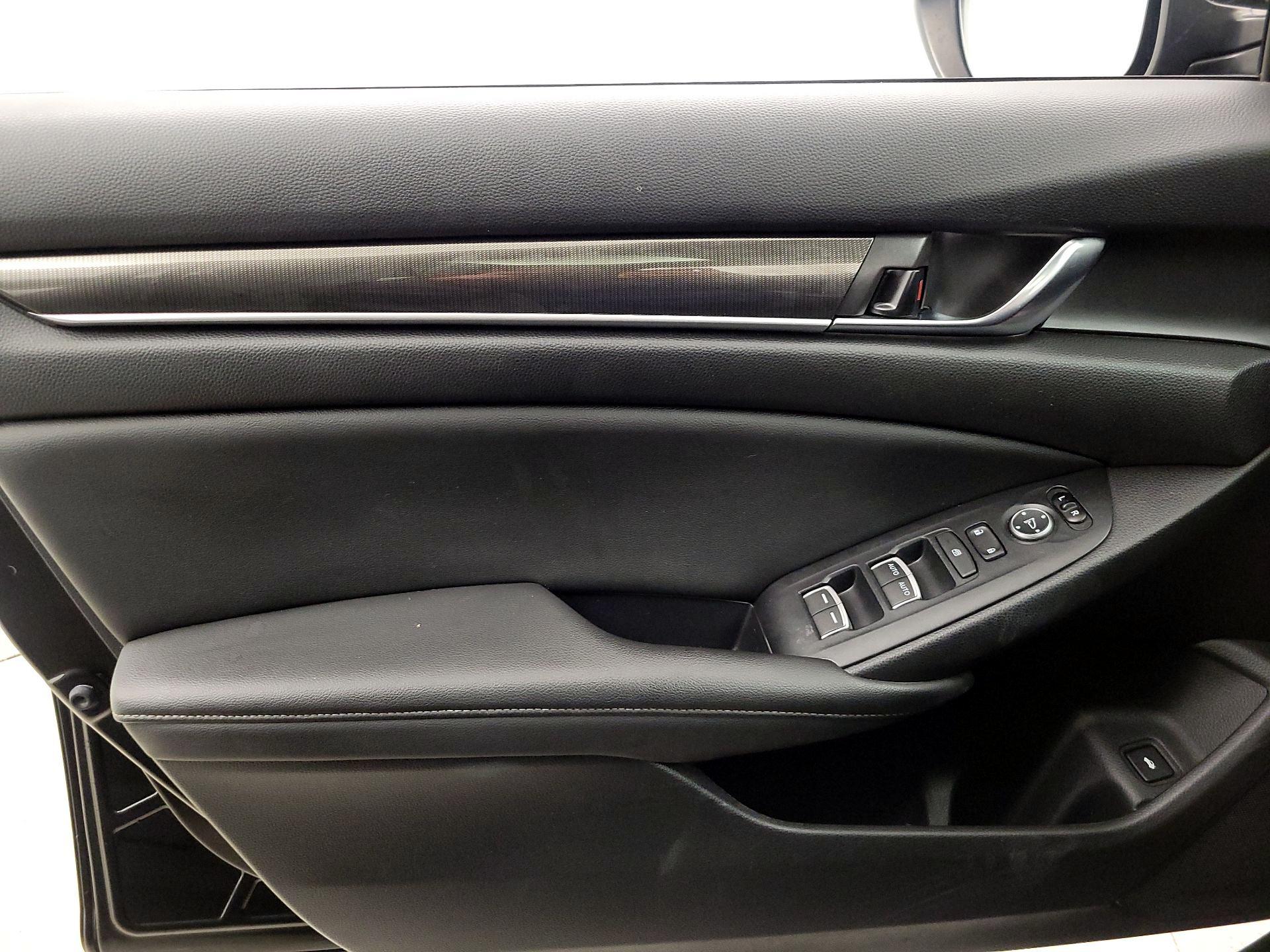 Thumbnail: 2019 Honda Accord - 12