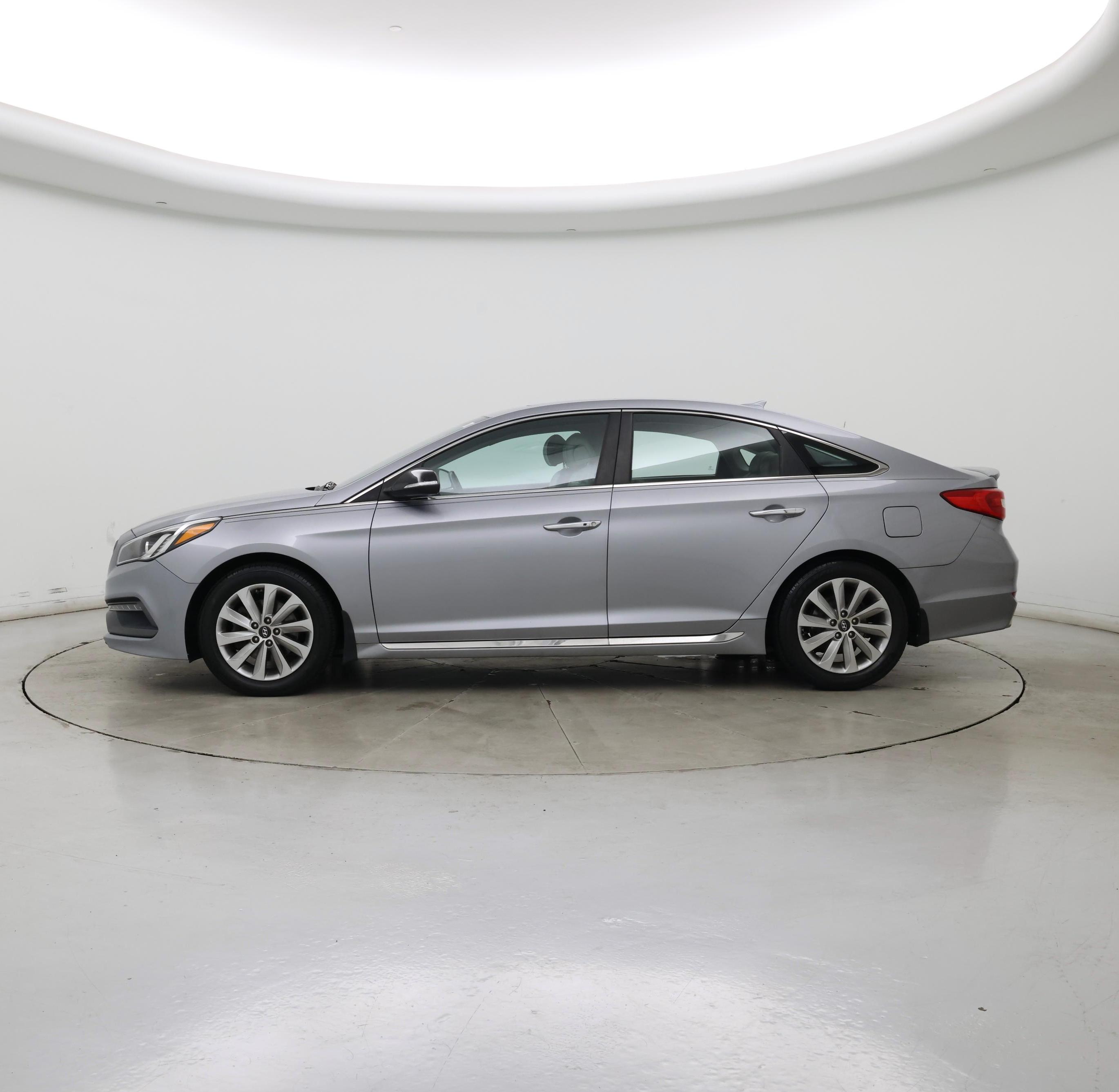 Thumbnail: 2017 Hyundai Sonata - 3