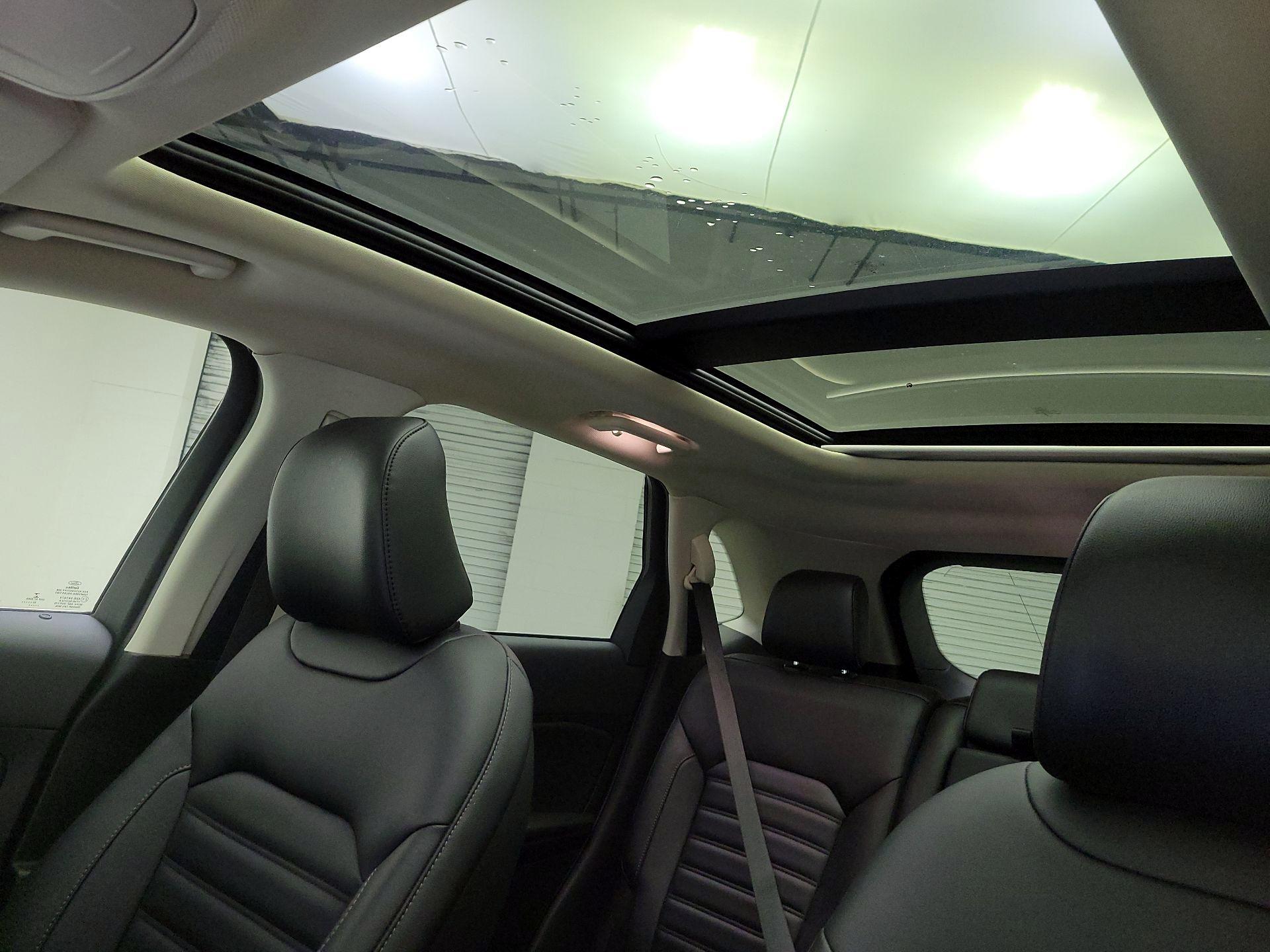 Thumbnail: 2022 Ford Edge - 20