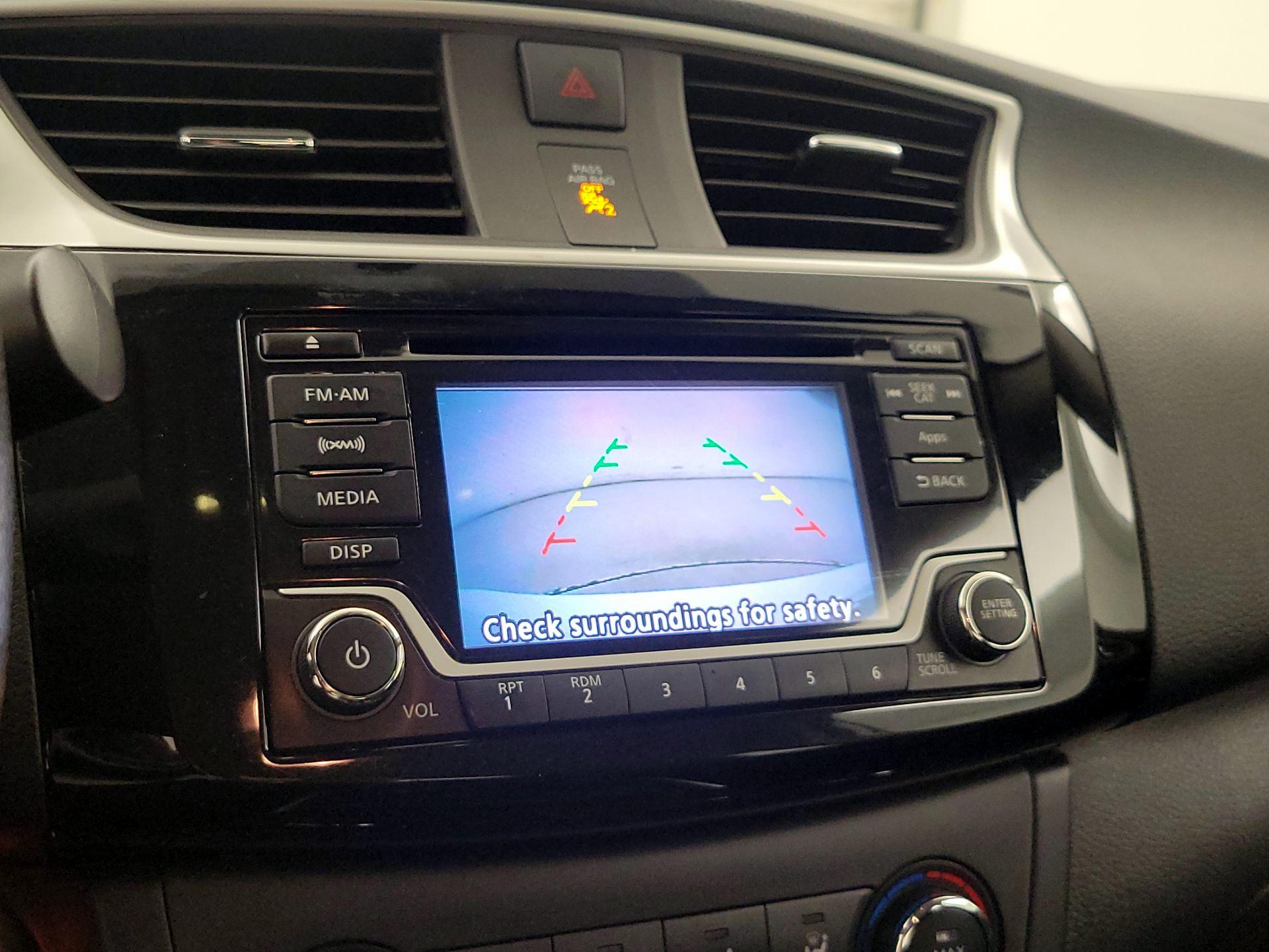 Thumbnail: 2016 Nissan Sentra - 14