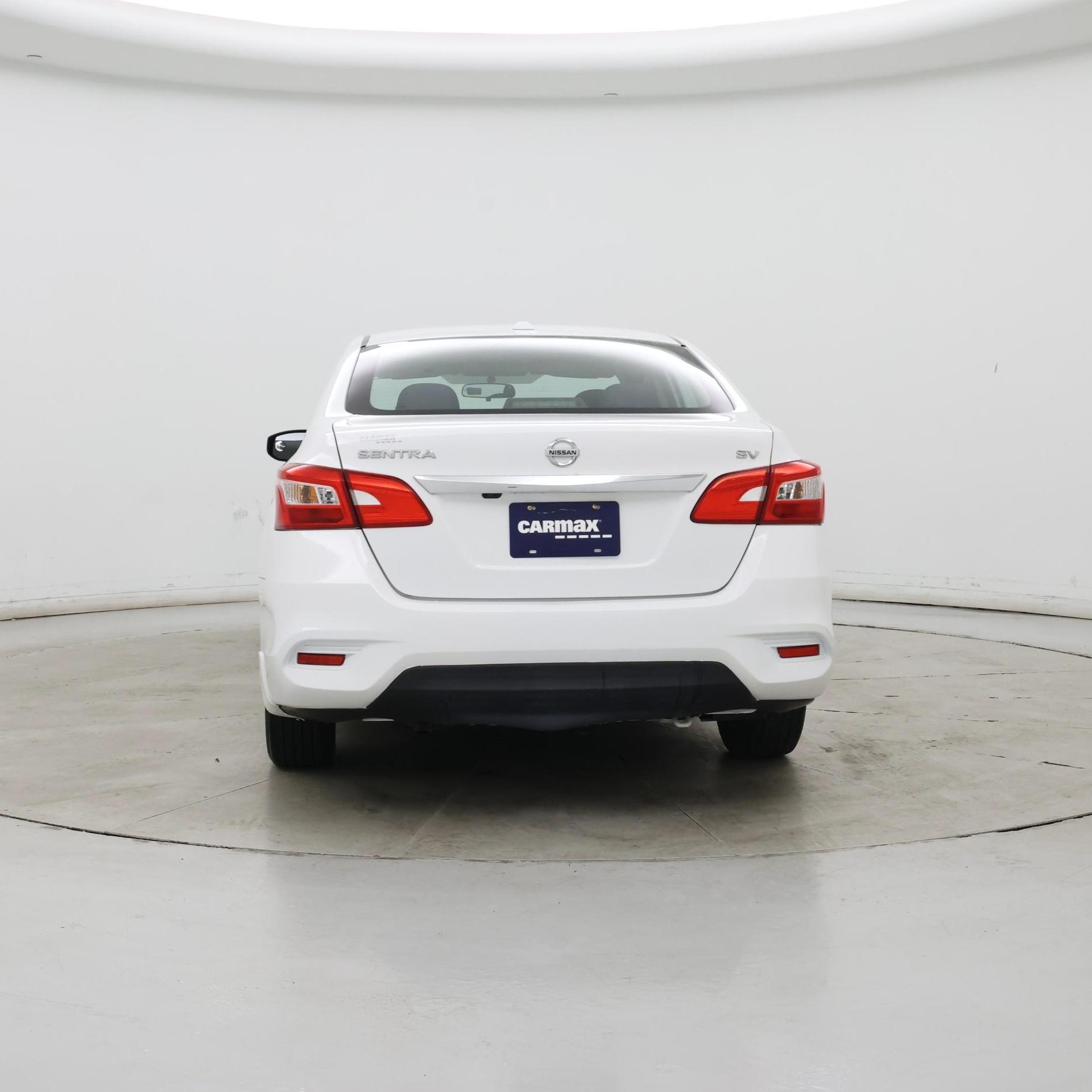Thumbnail: 2016 Nissan Sentra - 6