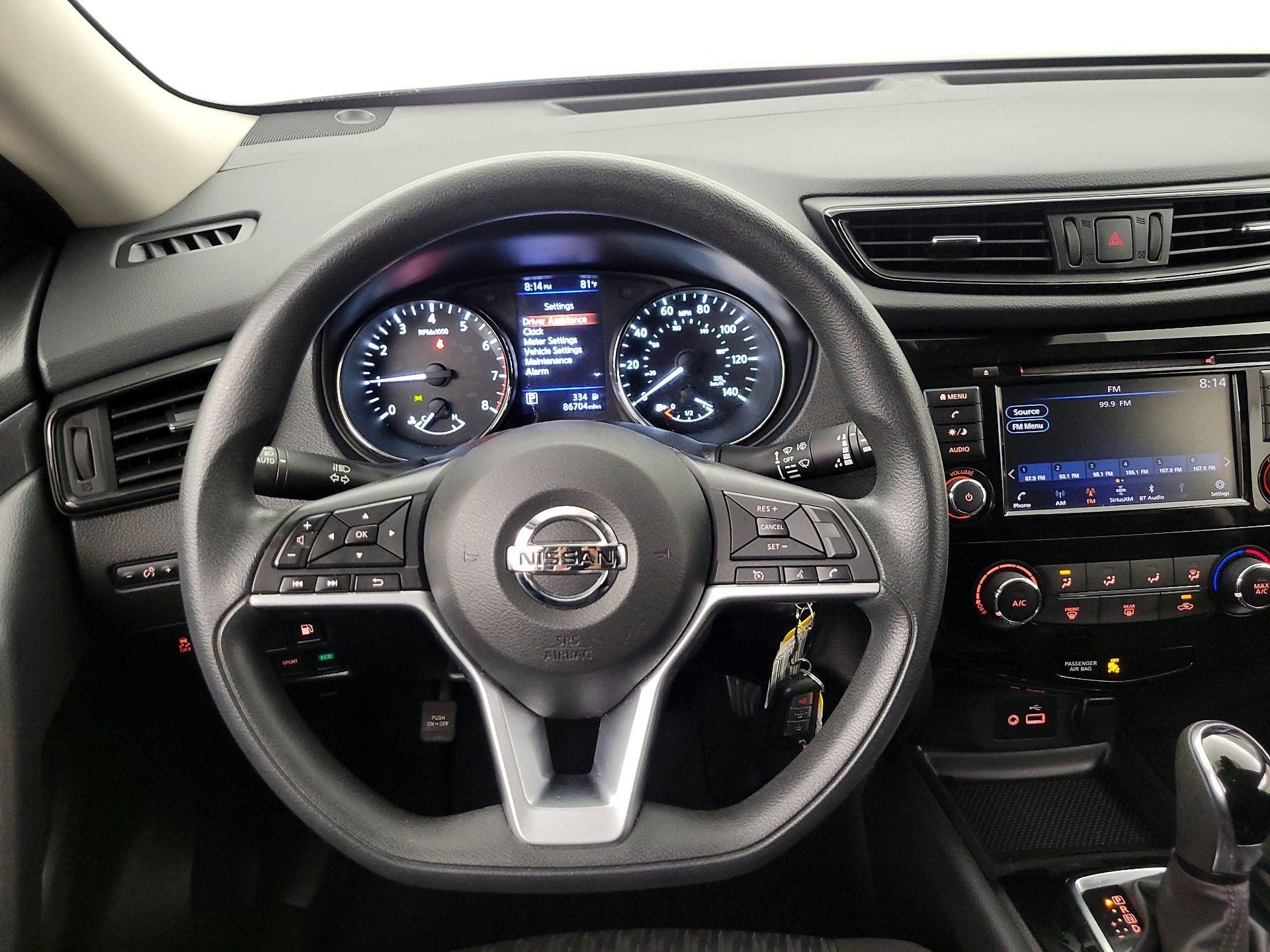 Thumbnail: 2020 Nissan Rogue - 10