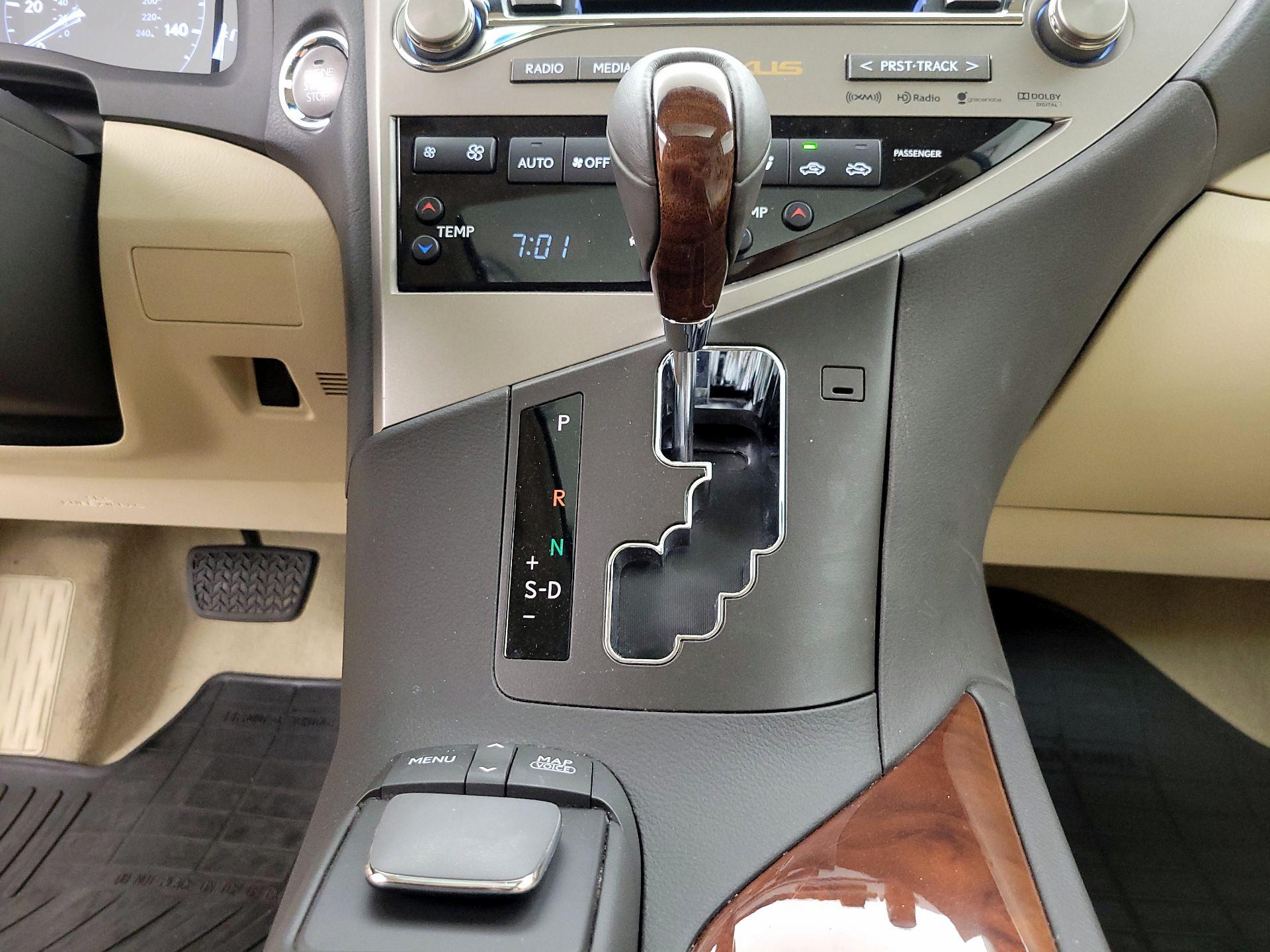 Thumbnail: 2013 Lexus RX - 18