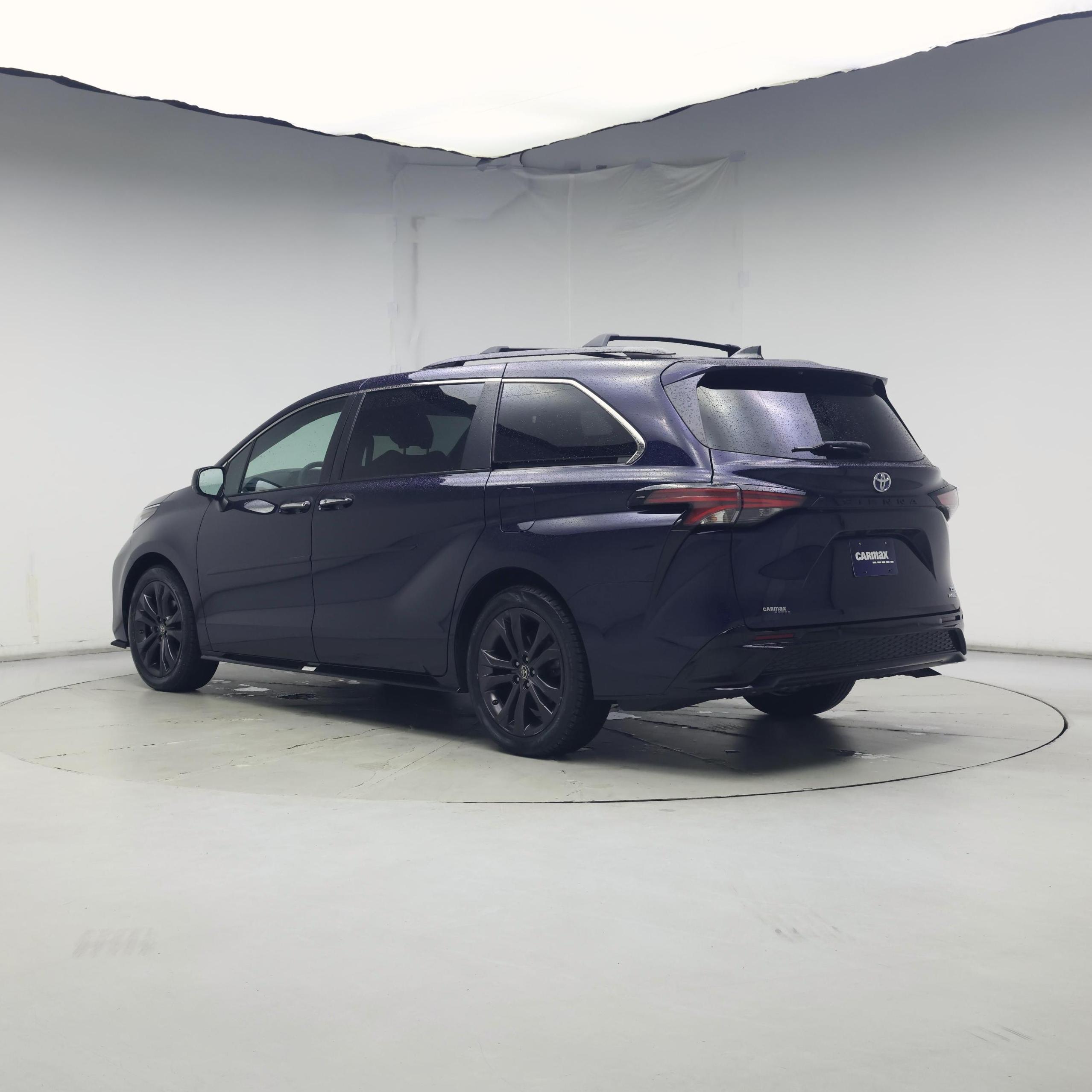 Thumbnail: 2022 Toyota Sienna - 2