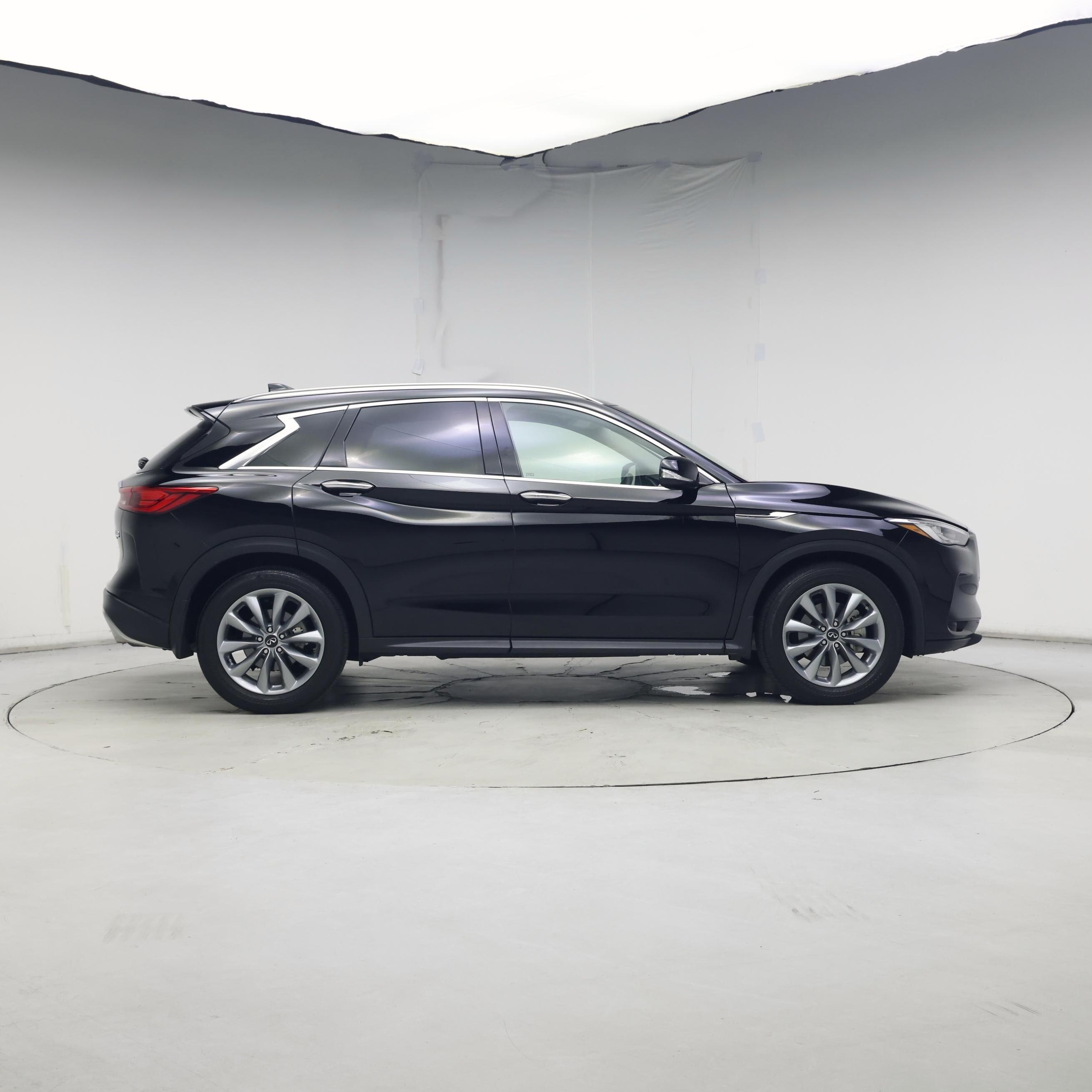 Thumbnail: 2021 INFINITI QX50 - 7