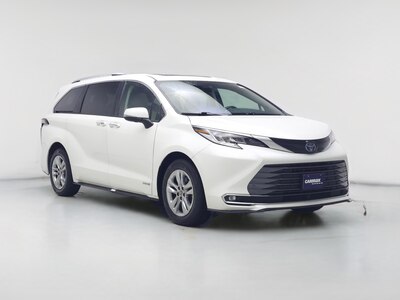 White 2021 Toyota Sienna Hybrid Limited