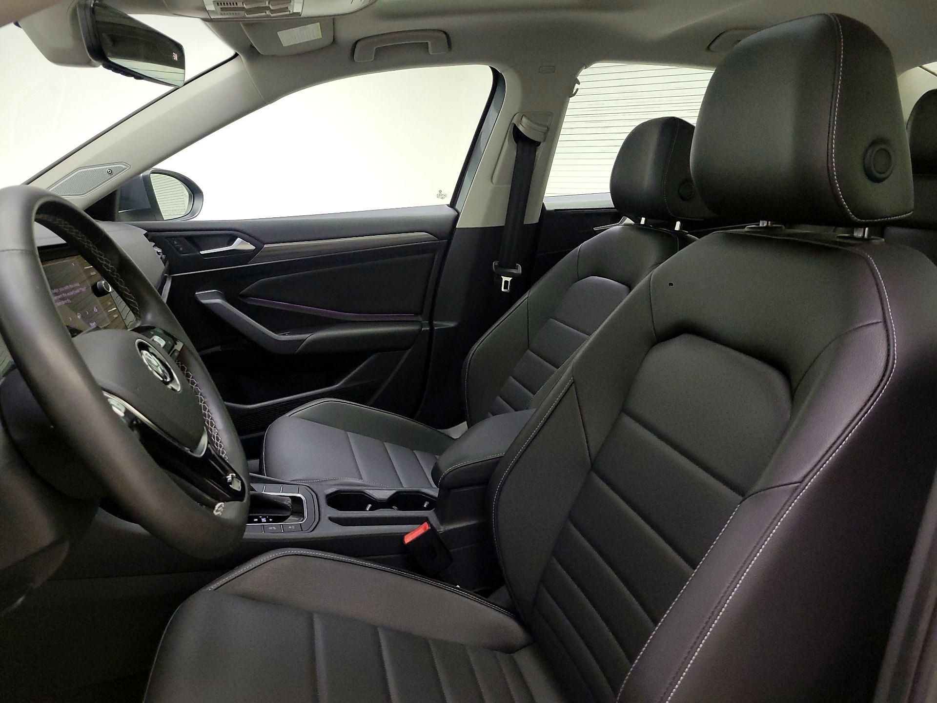 Thumbnail: 2021 Volkswagen Jetta - 11