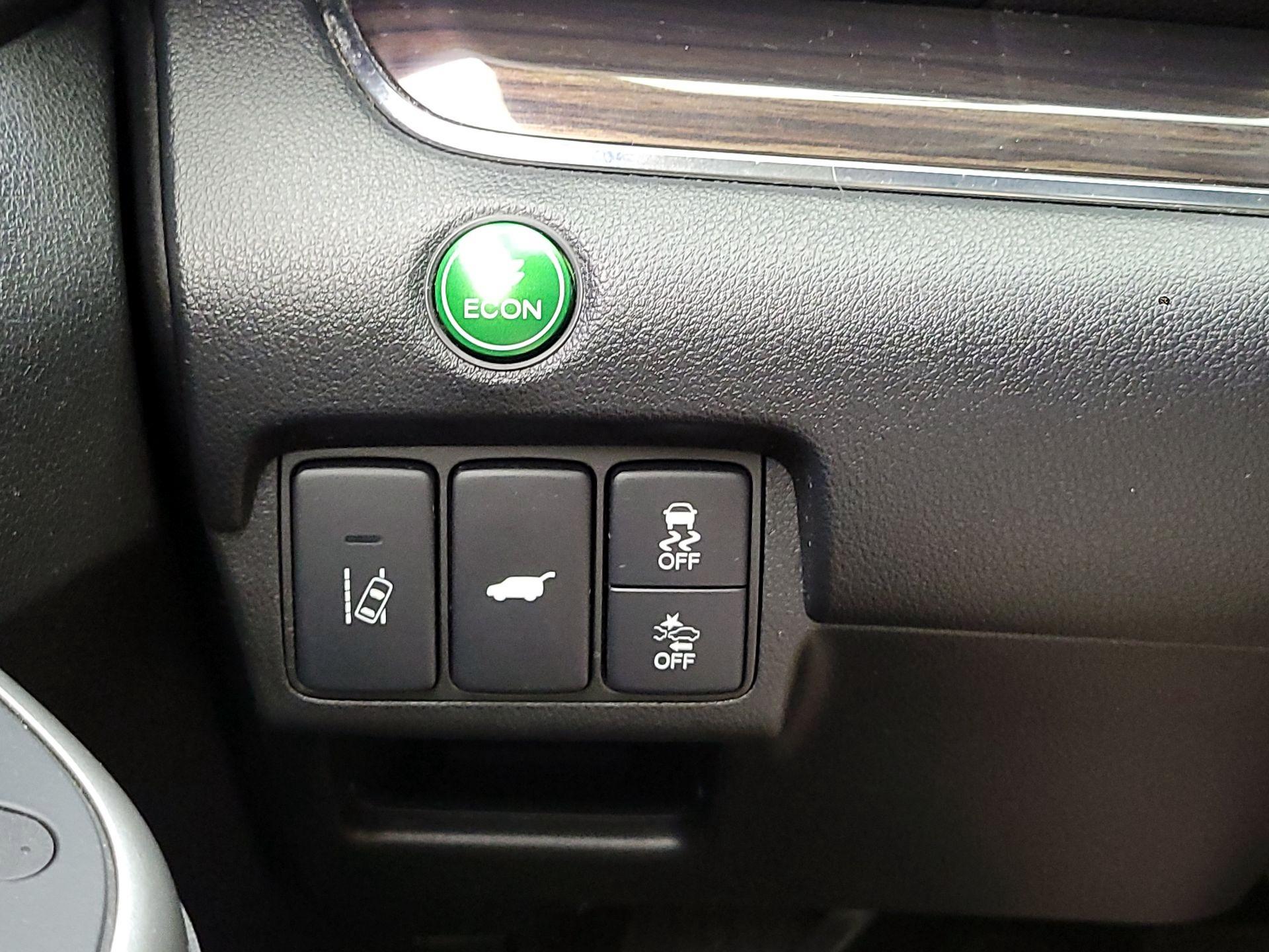Thumbnail: 2016 Honda CR-V - 13
