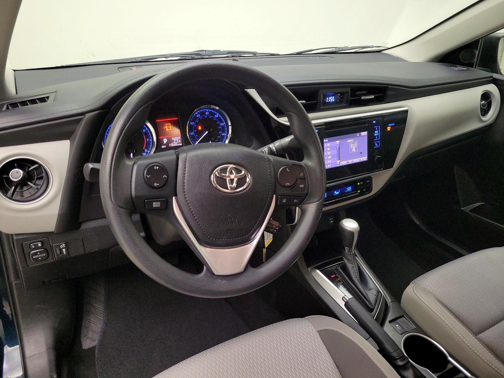 Thumbnail: 2018 Toyota Corolla - 9