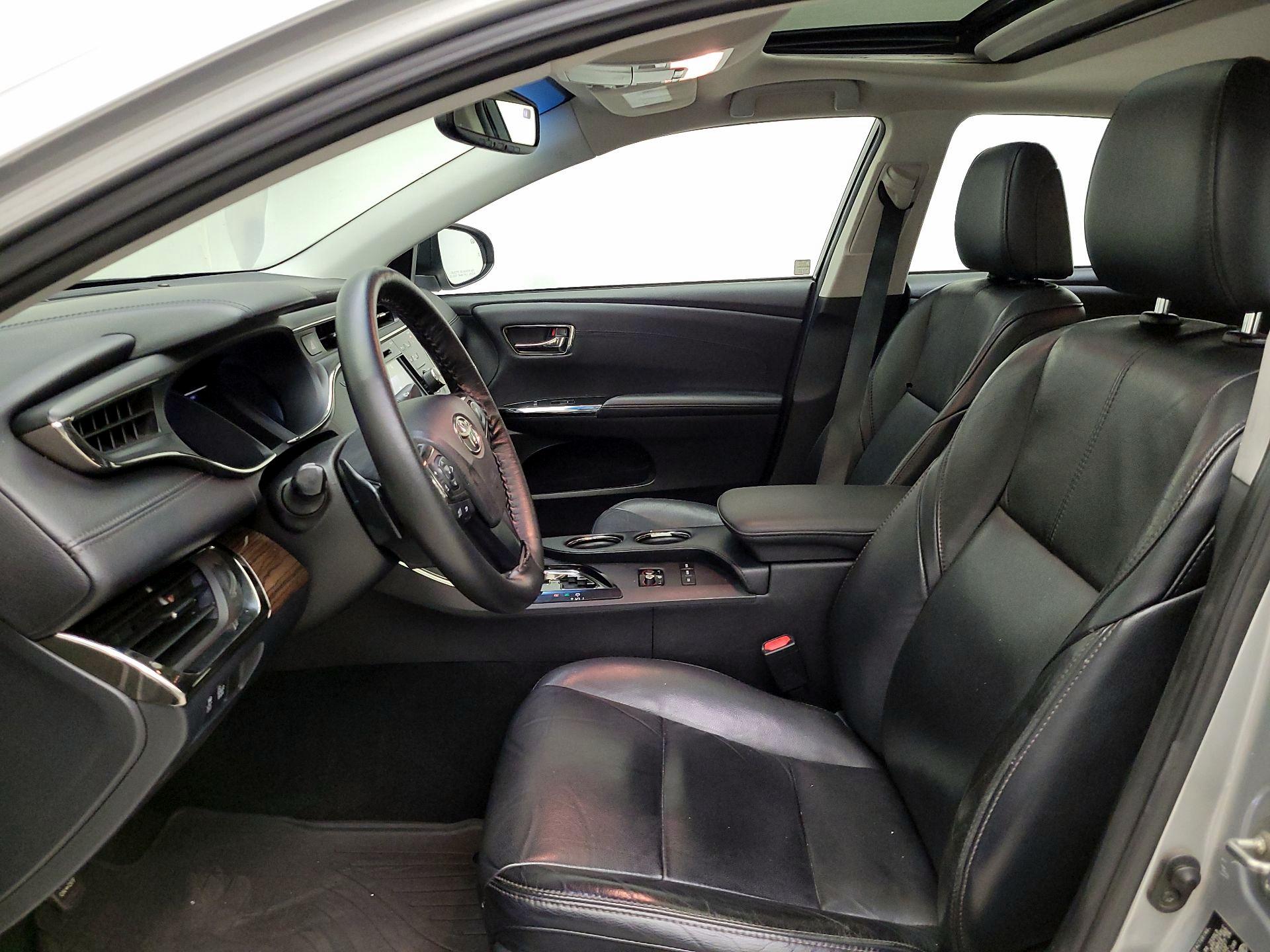 Thumbnail: 2015 Toyota Avalon - 11