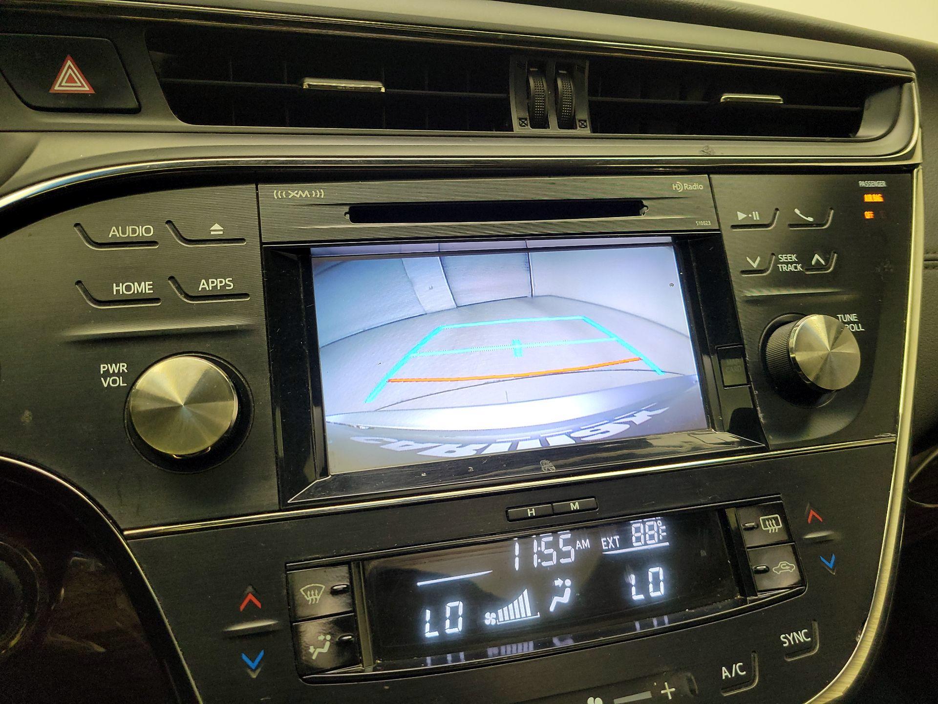 Thumbnail: 2015 Toyota Avalon - 15