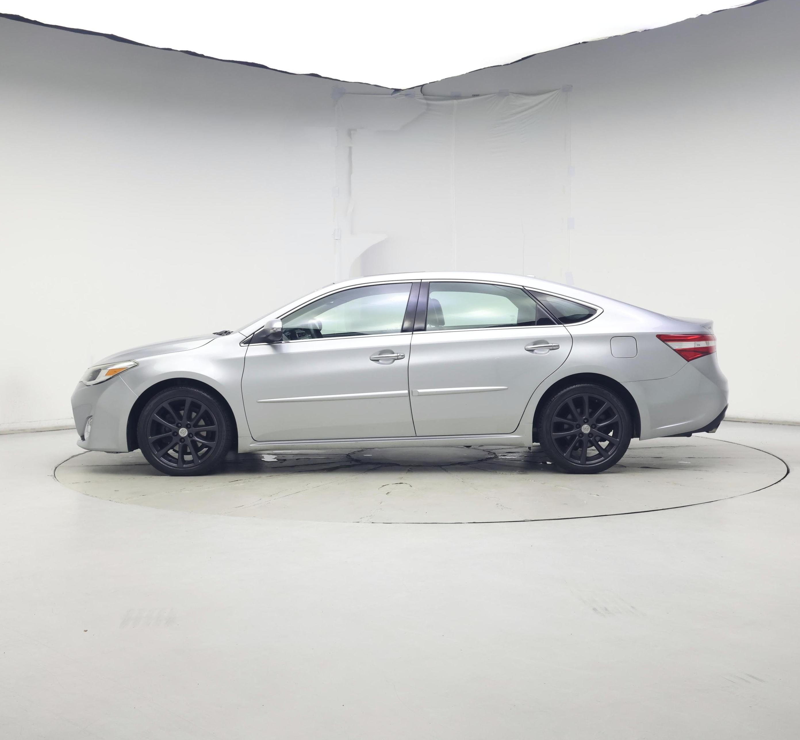 Thumbnail: 2015 Toyota Avalon - 3