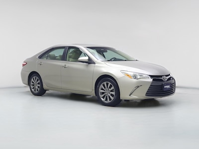 Tan 2016 Toyota Camry XLE