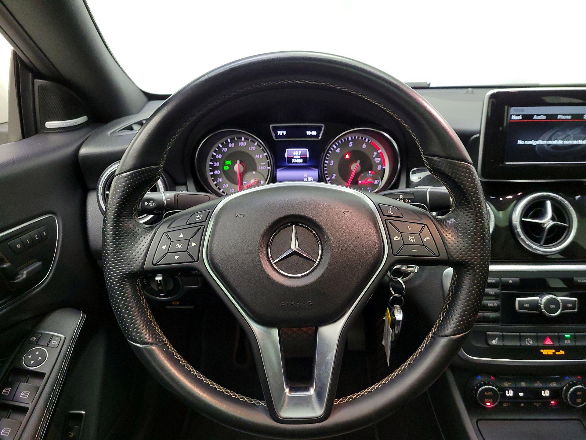 Thumbnail: 2014 Mercedes-Benz CLA - 10