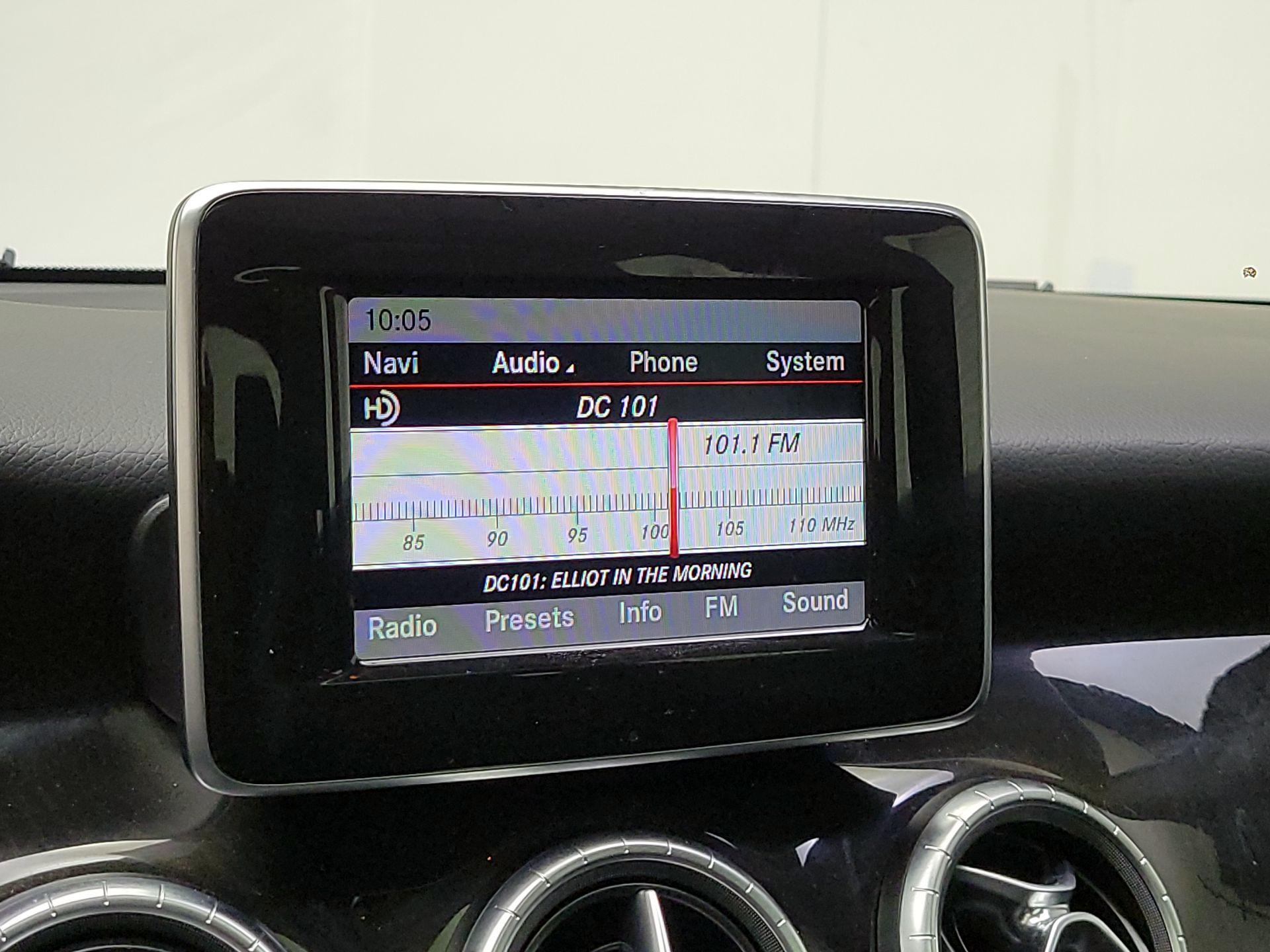 Thumbnail: 2014 Mercedes-Benz CLA - 14