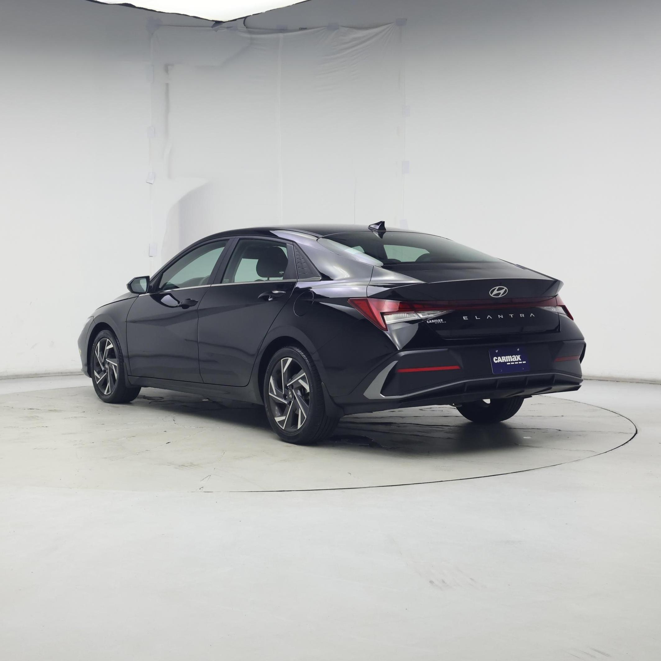 Thumbnail: 2024 Hyundai Elantra - 2