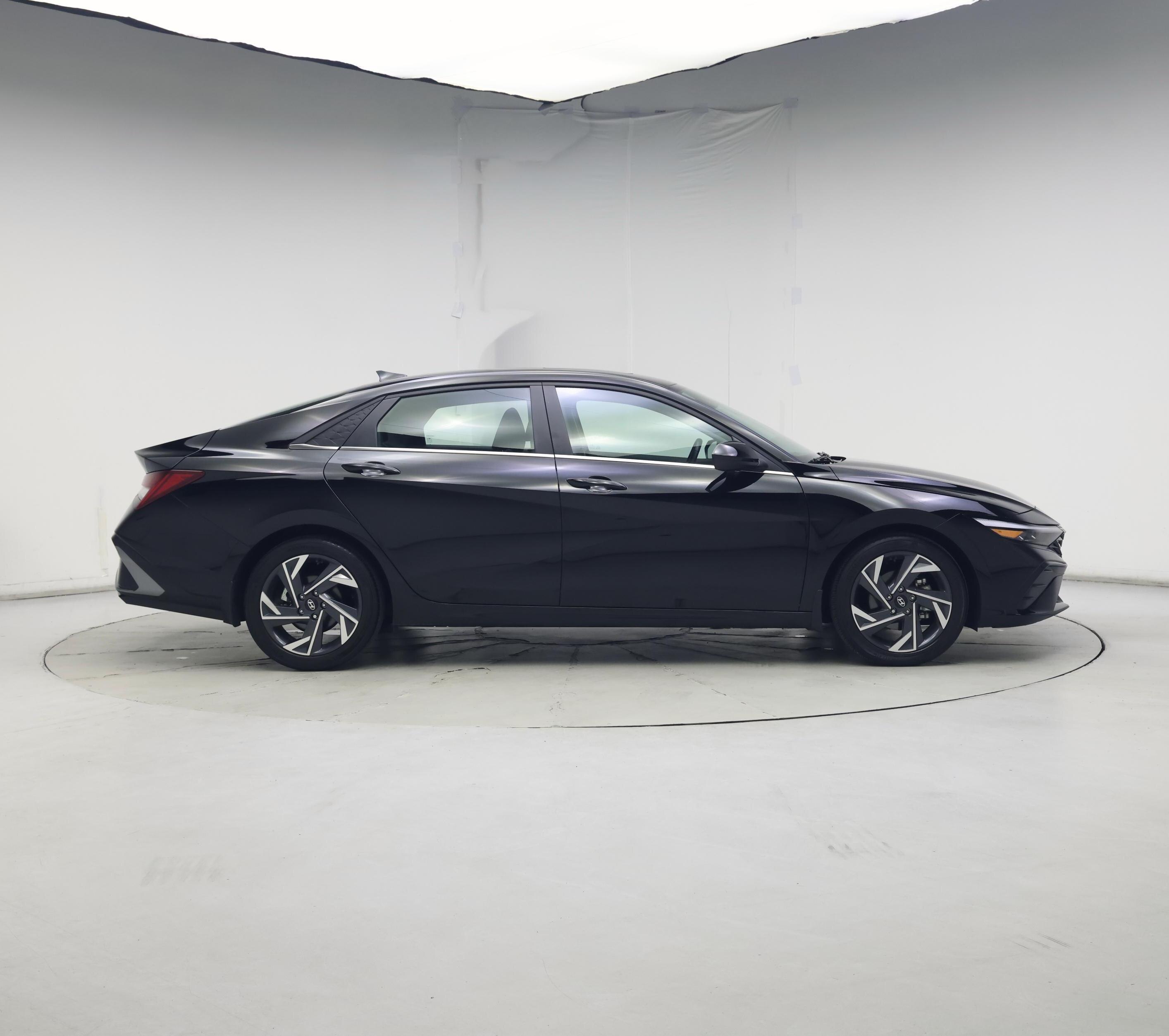 Thumbnail: 2024 Hyundai Elantra - 7