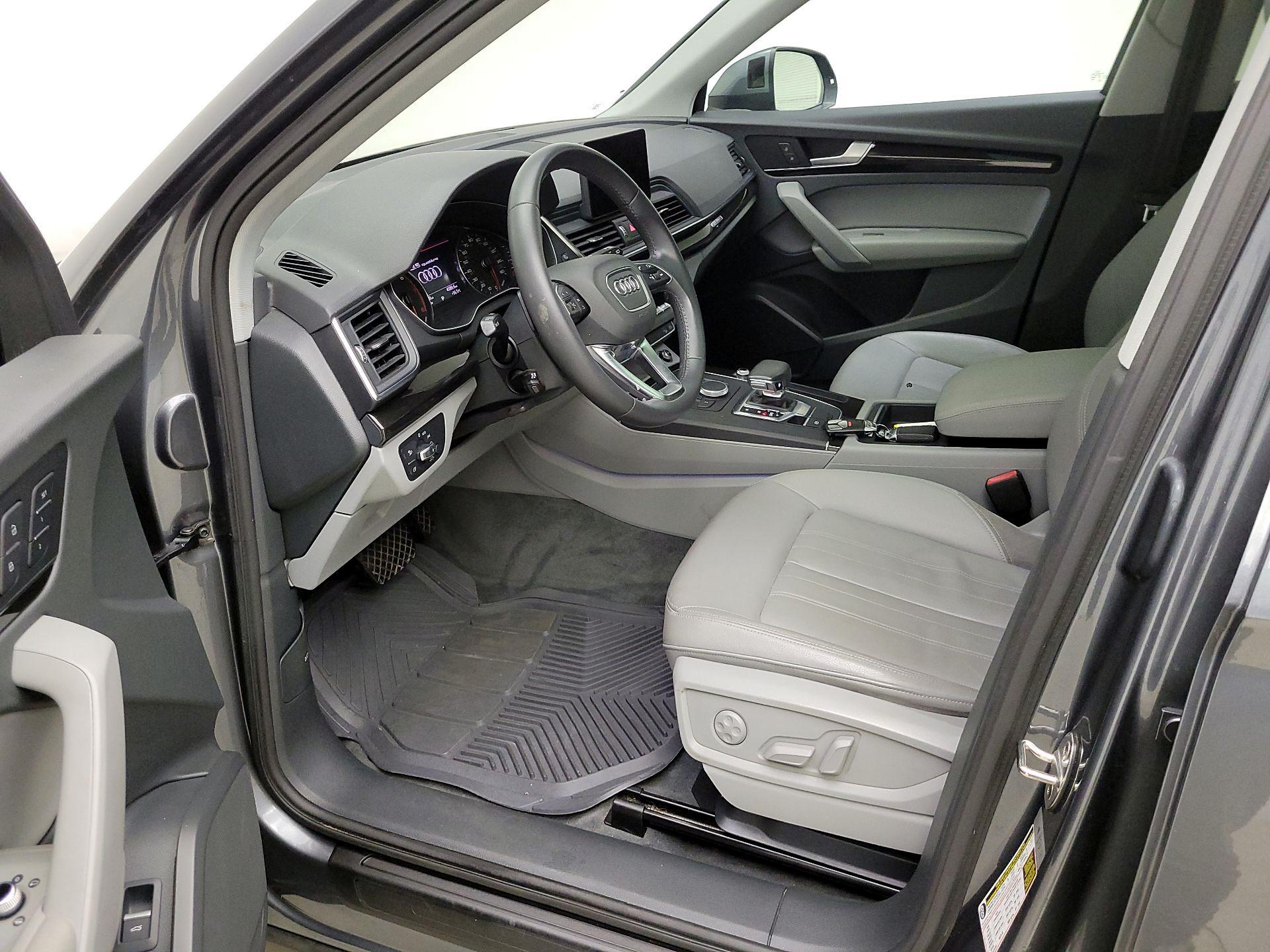 Thumbnail: 2019 Audi Q5 - 11