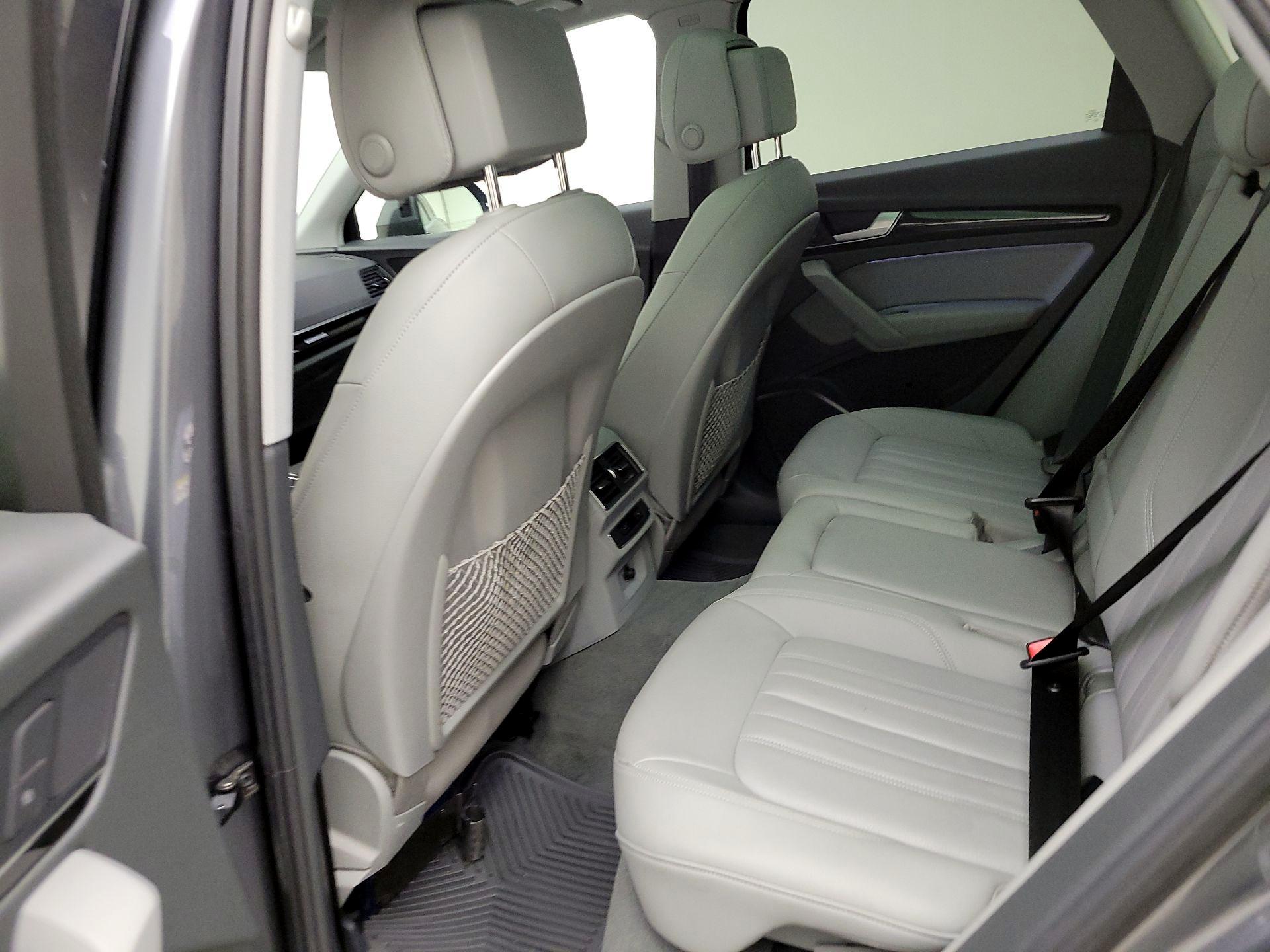 Thumbnail: 2019 Audi Q5 - 19
