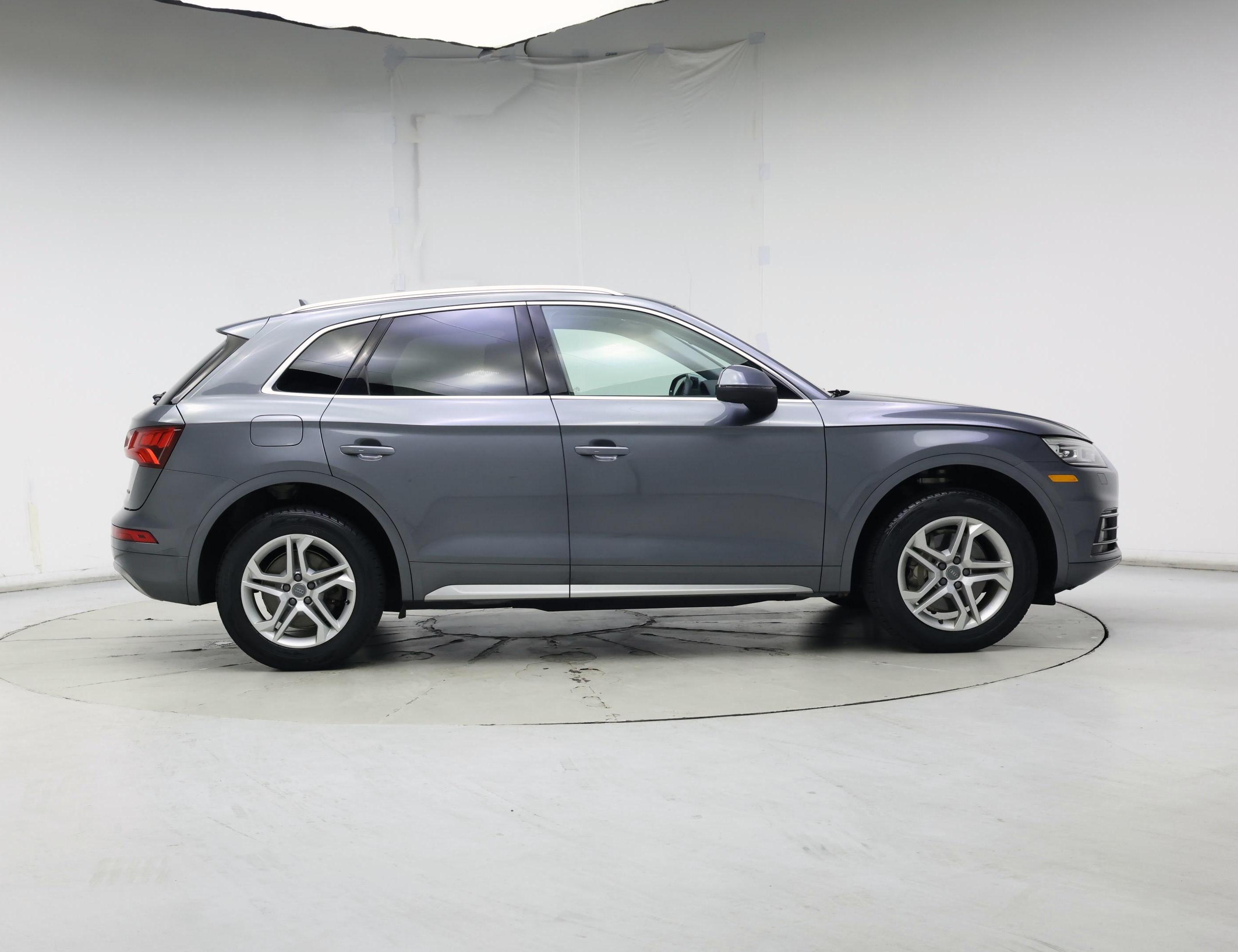 Thumbnail: 2019 Audi Q5 - 7
