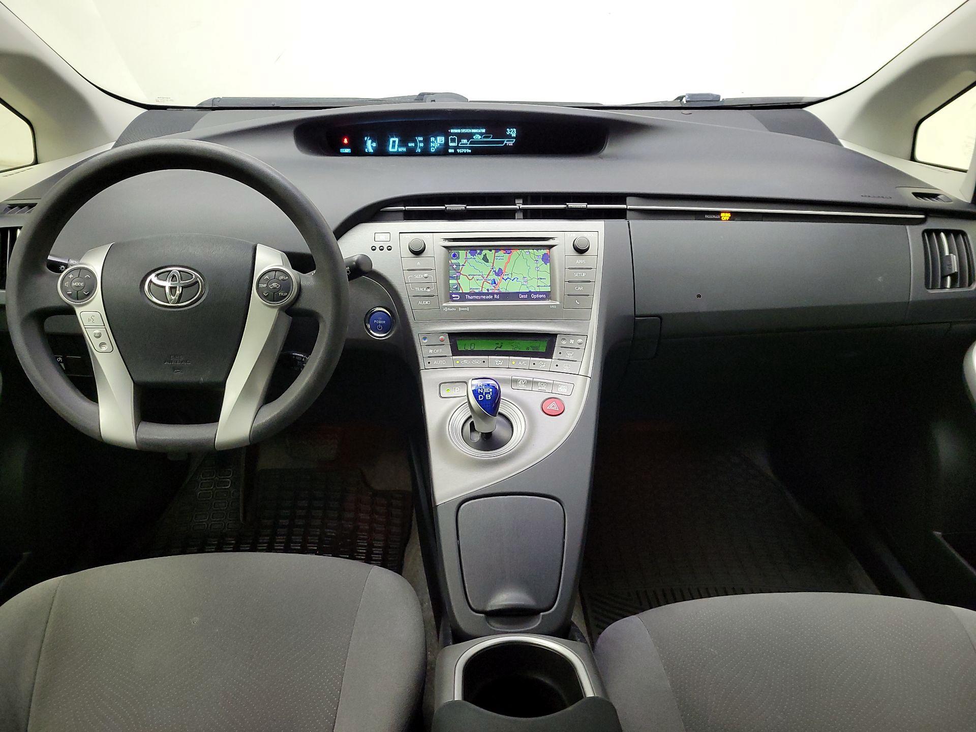 Thumbnail: 2013 Toyota Prius - 9