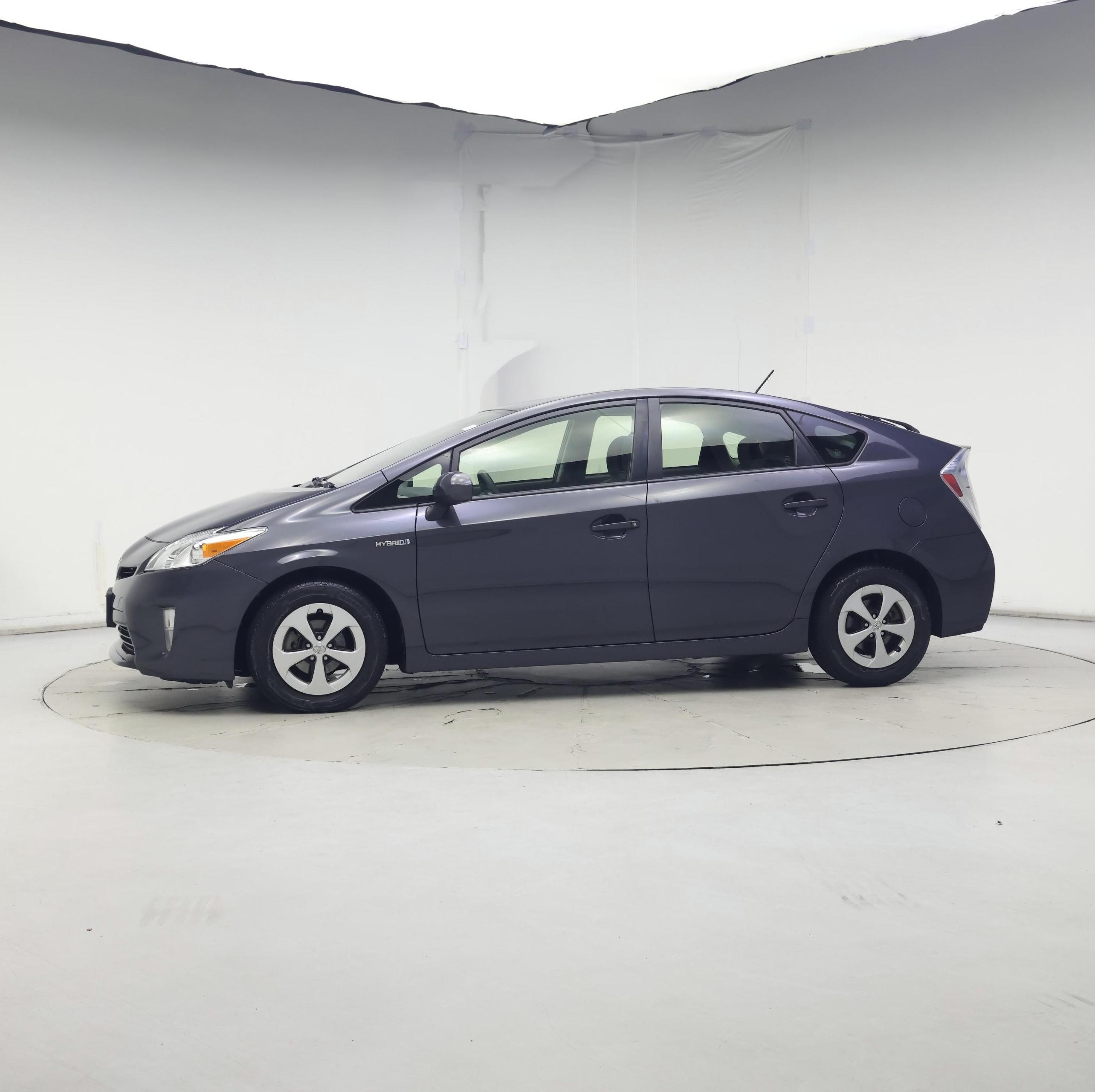 Thumbnail: 2013 Toyota Prius - 3