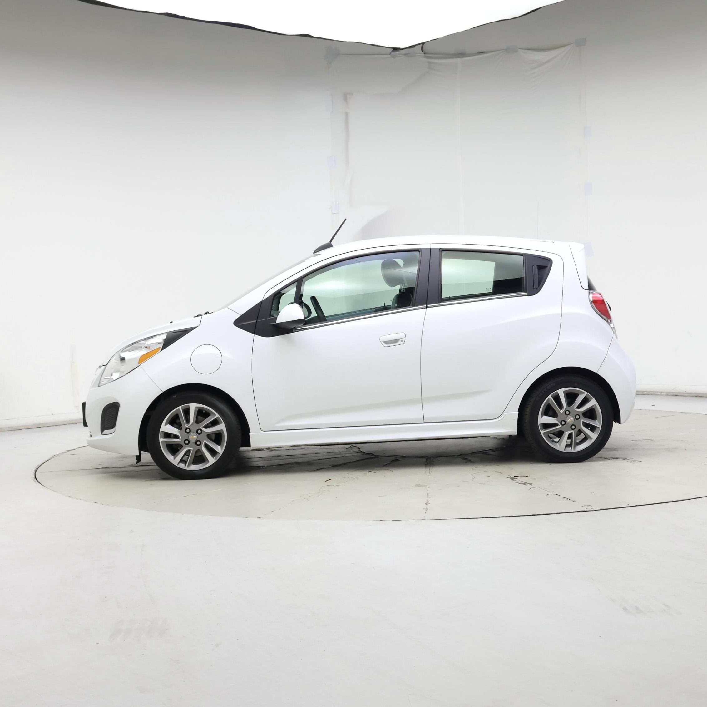 Thumbnail: 2016 Chevrolet Spark - 3
